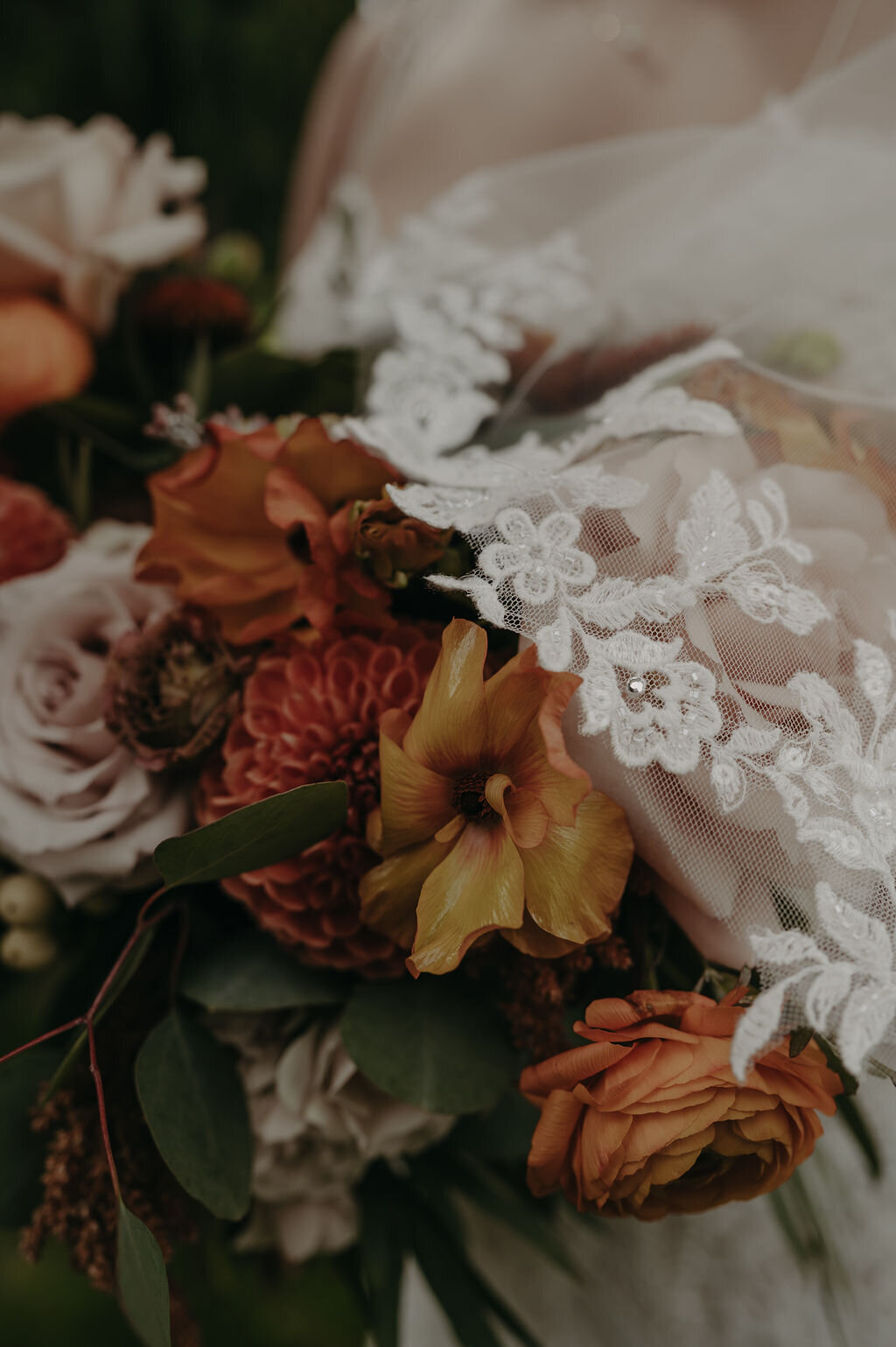 KamiharaWedding_MachiasMeadowsSnohomishWA_AshleyVanderveldePhotography-173