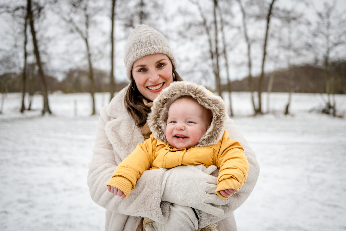 Wintershoot, winterfoto's, gezinsfoto's in de winter, fotograaf Friesland (9)