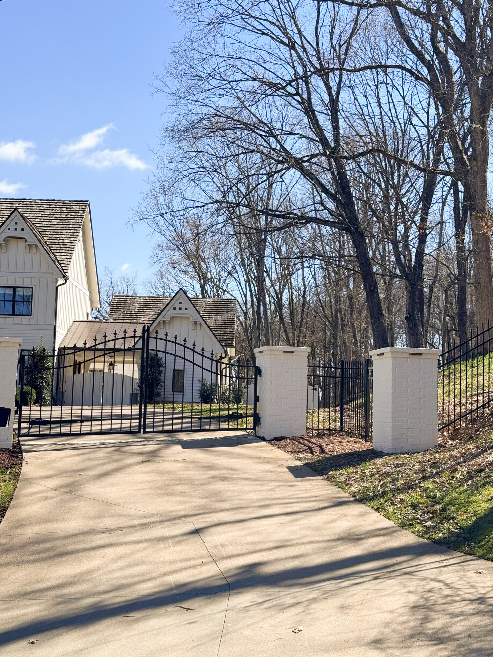 Automated Driveway Gate Nashville TNJPG