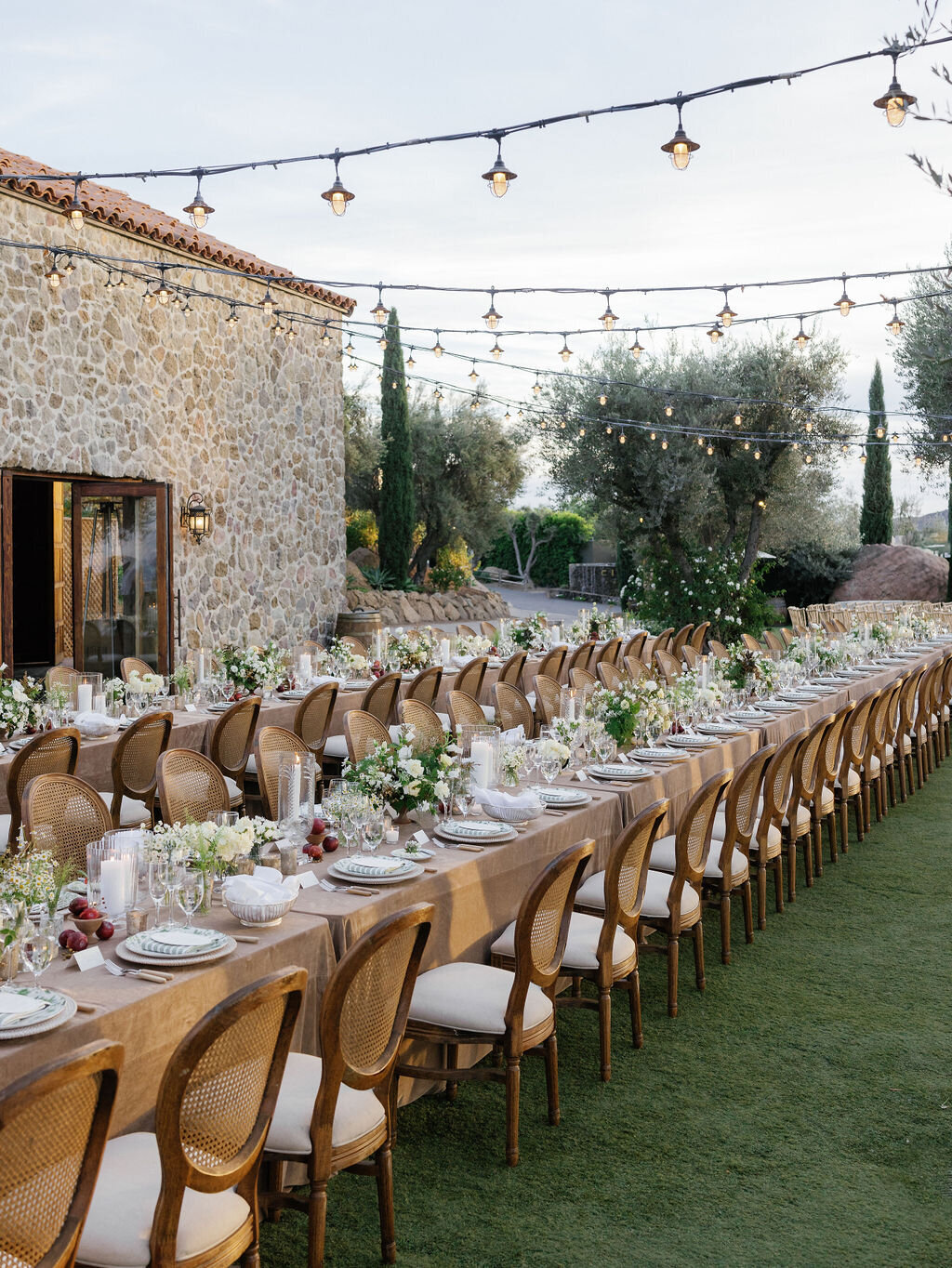 vineyard-wedding-reception