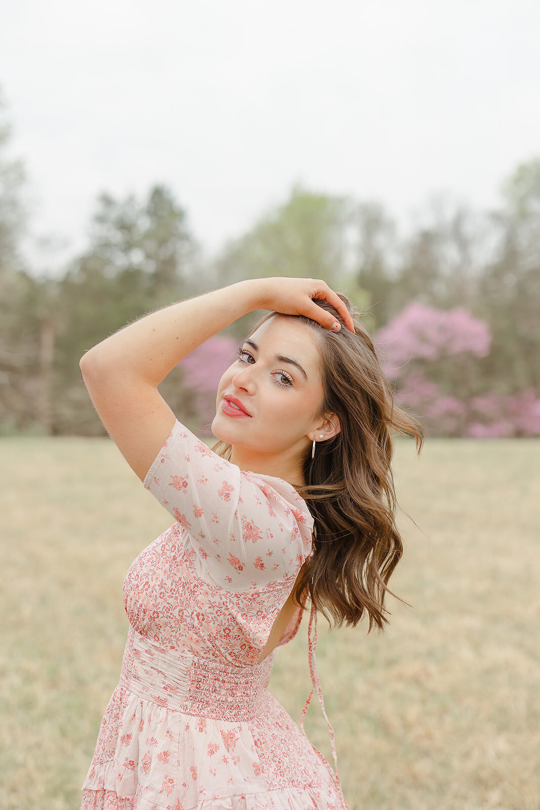 senior picture in Marshall, Virginia