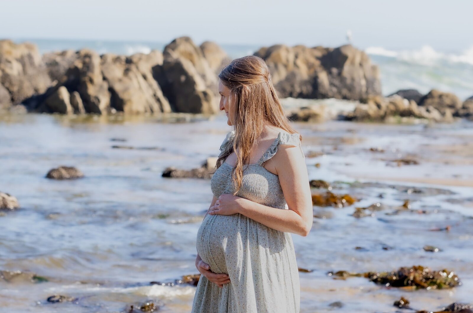 Maternity Photographer in Lincoln City, Oregon 