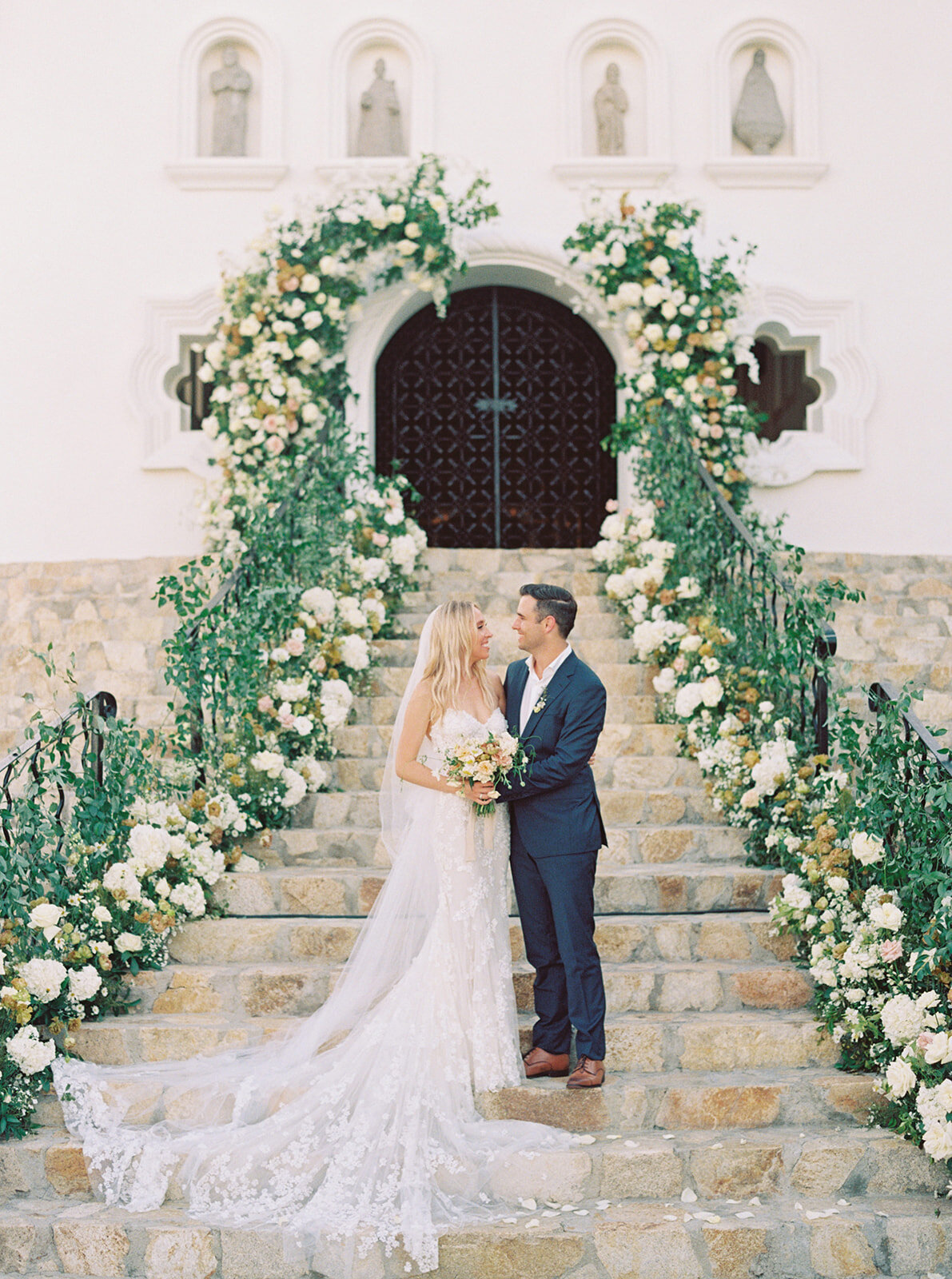One & Only Cabo Wedding Fine Art Film-Valorie Darling Photography-18177_14_websize