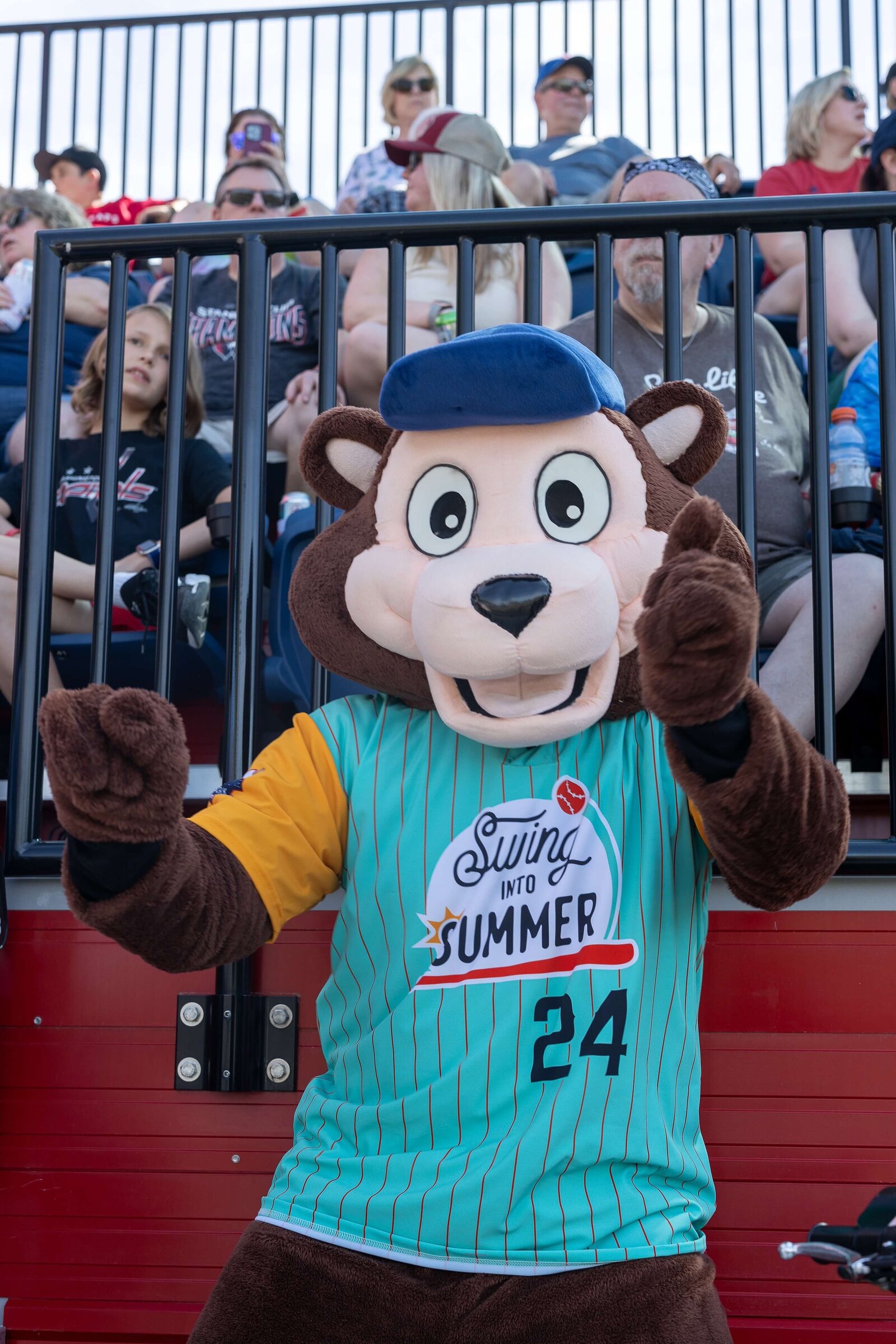 swing-into-summer-event-0981