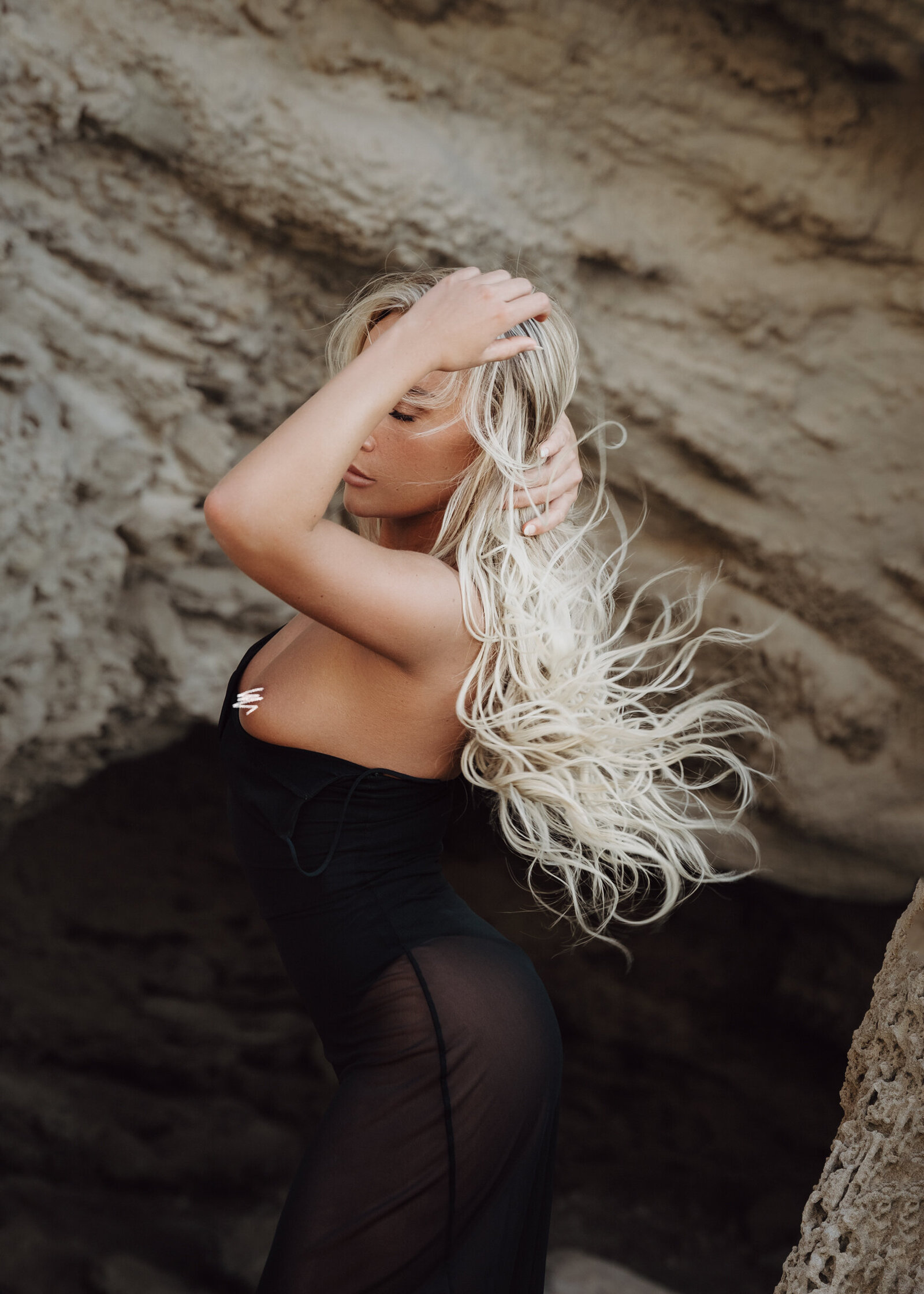 A7L00650-INSTA-censored