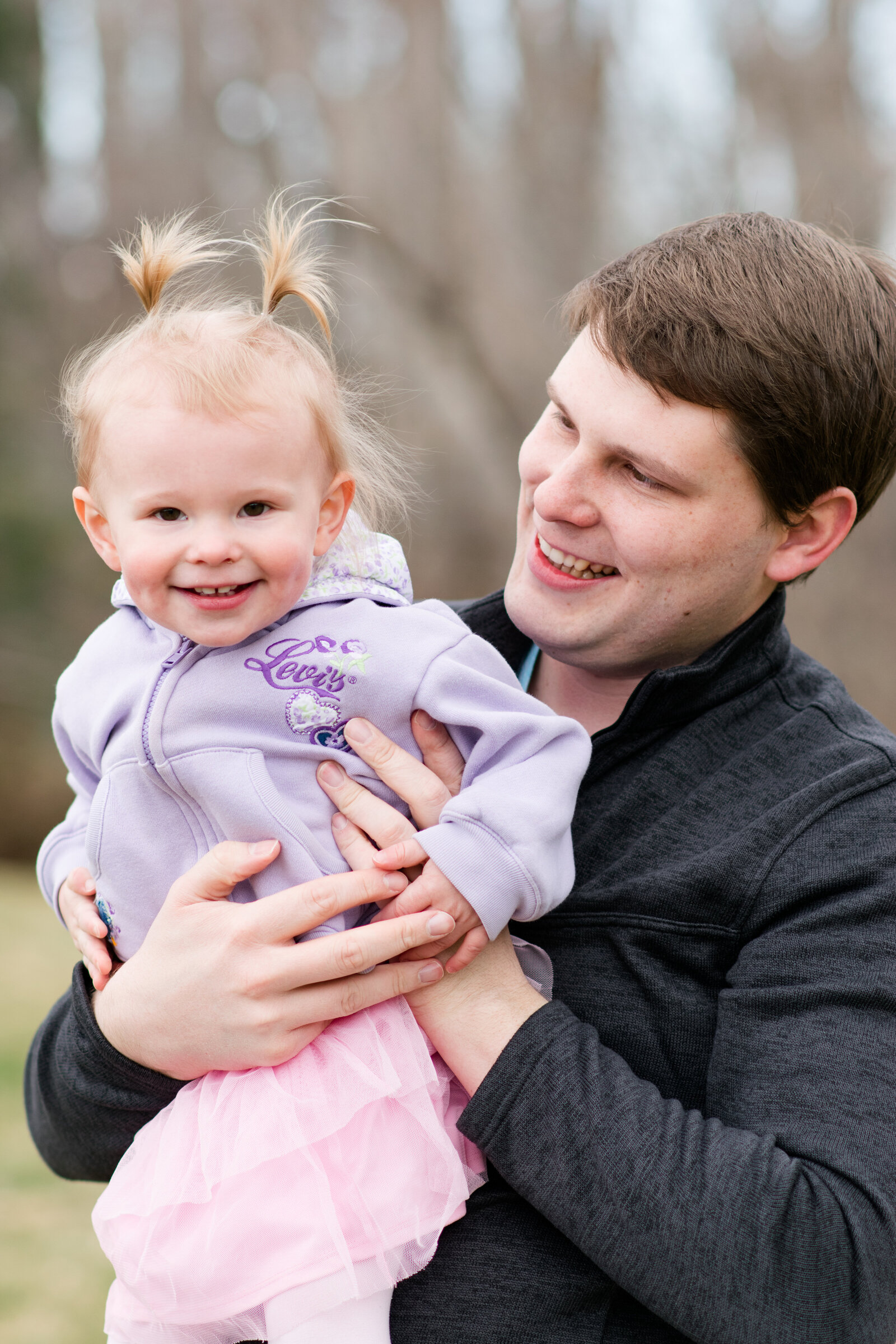Family-daddy-daughter