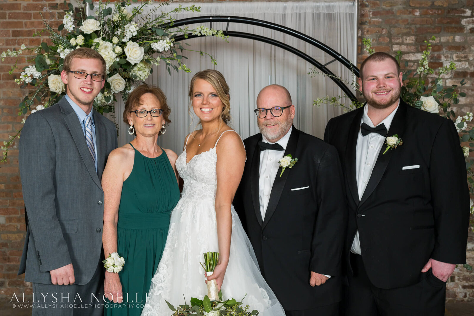 Wedding-at-The-Factory-on-Barclay-in-Milwaukee-0630