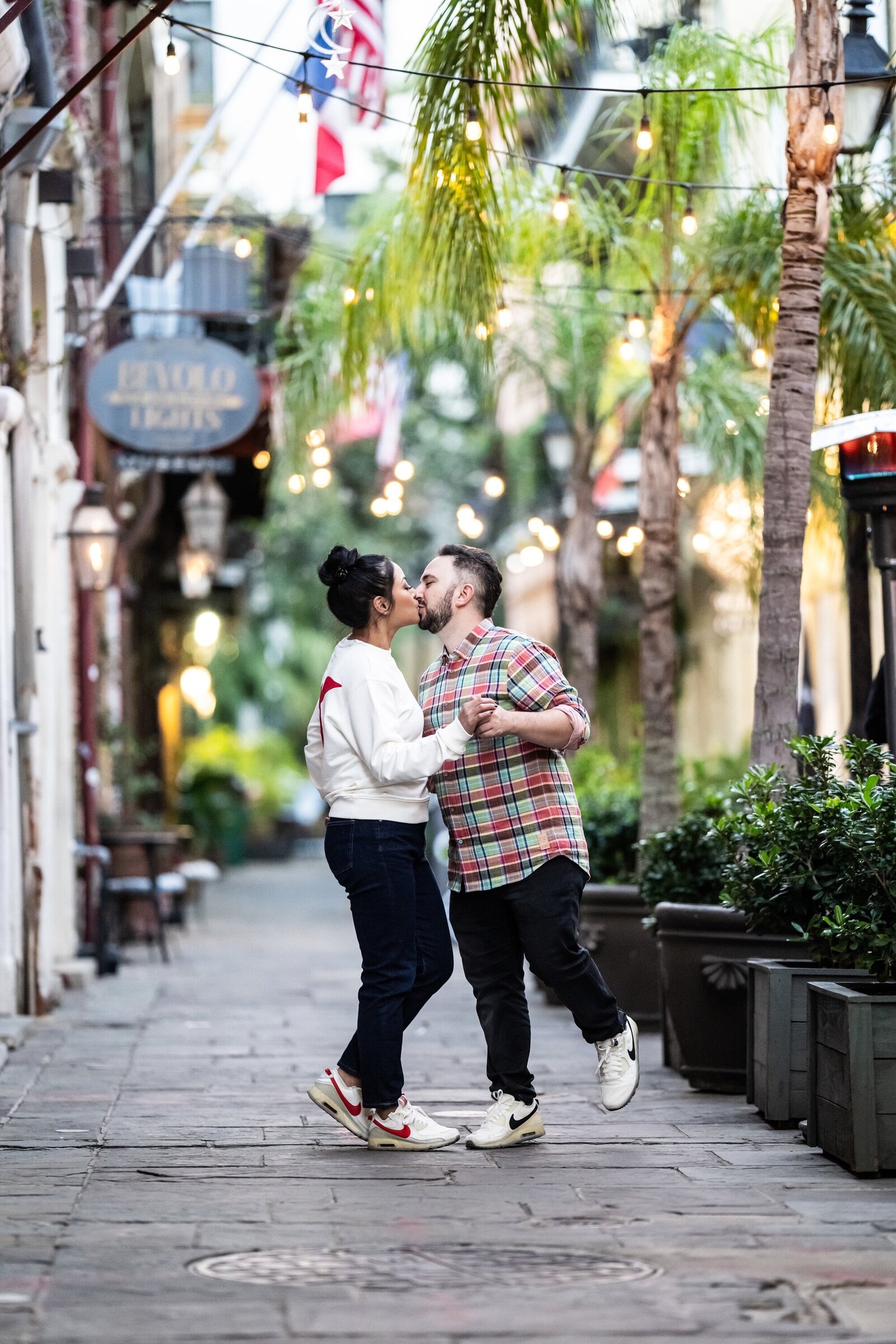 Couple kissing in the French Quarter
