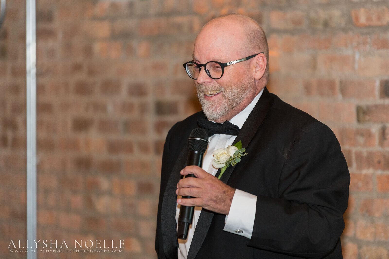 Wedding-at-The-Factory-on-Barclay-in-Milwaukee-0940