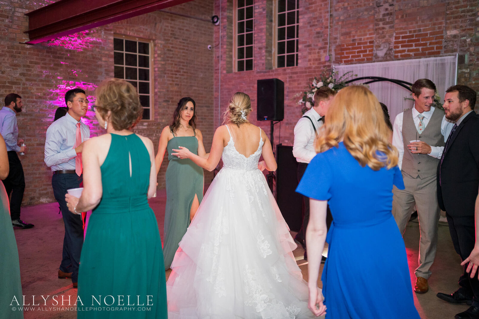 Wedding-at-The-Factory-on-Barclay-in-Milwaukee-1313