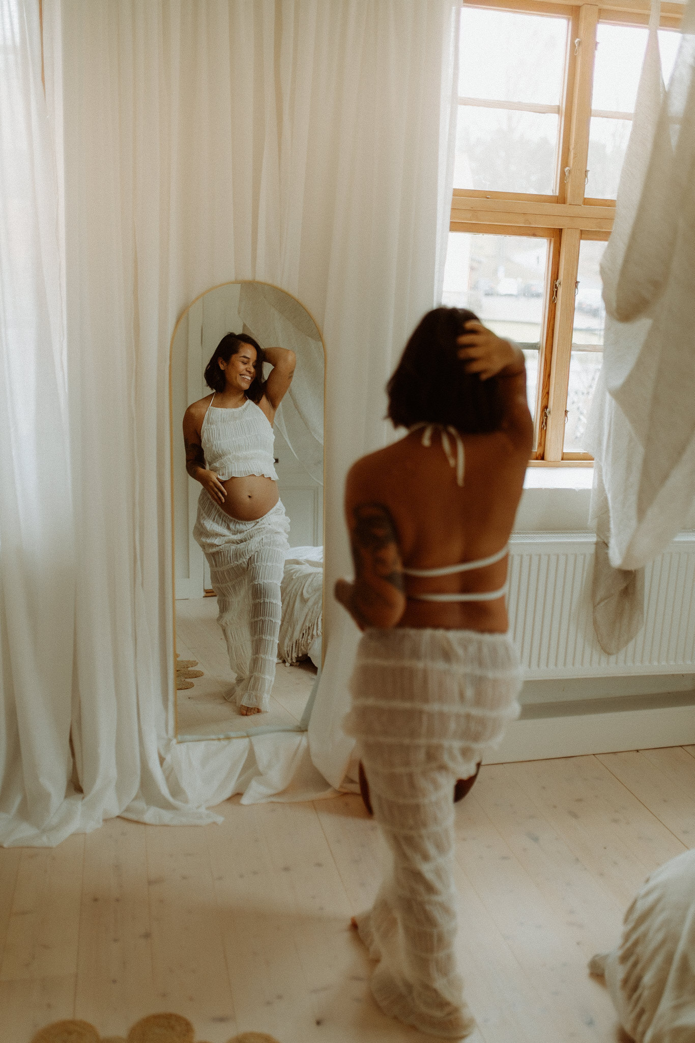 gravidfotografering-inomhus-goteborg-by-maizoni-2048-55