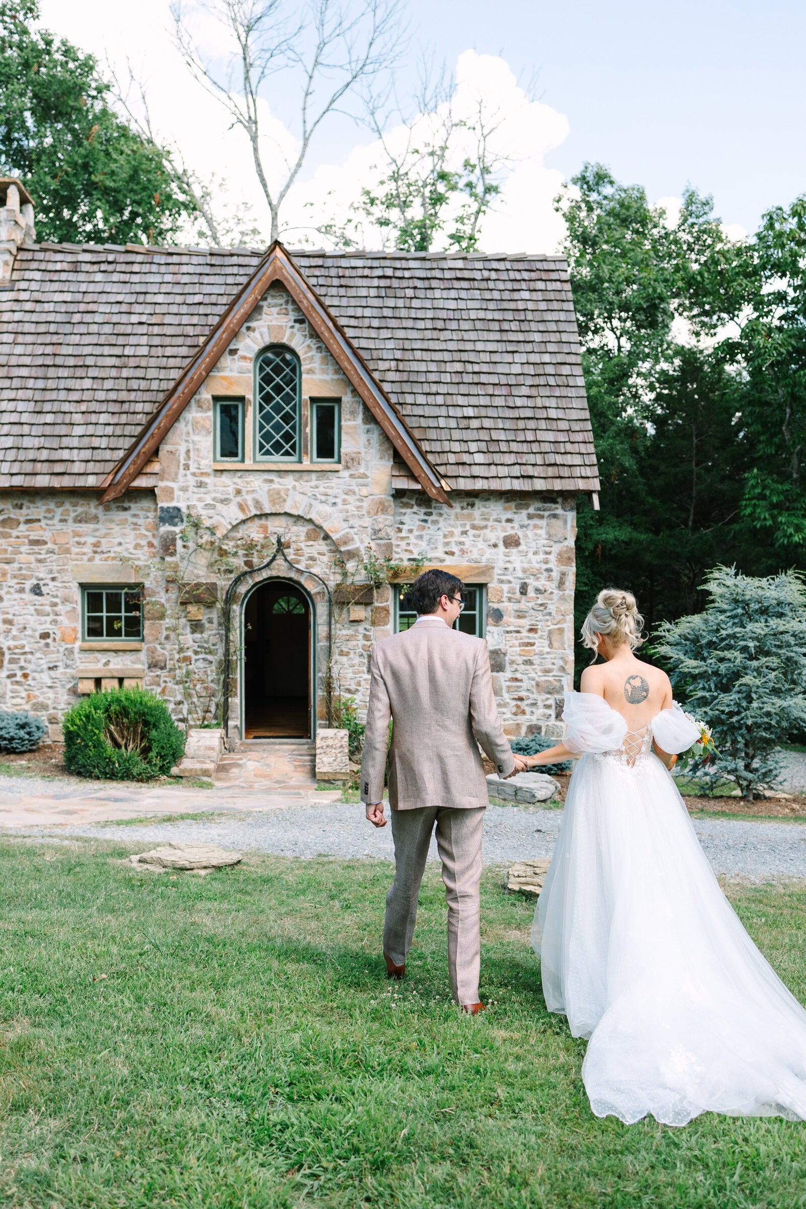 Summer-Wedding-Ridge-Rose-Venue-Chickamauga-Georgia-Willow-And-Rove-14