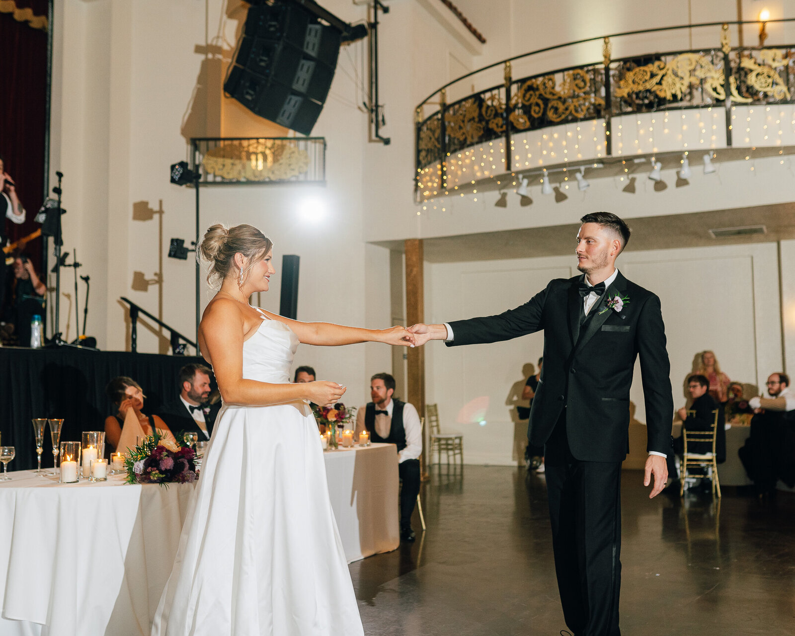 Corby Intercontinental Hotel Kansas City Wedding Plaza-260