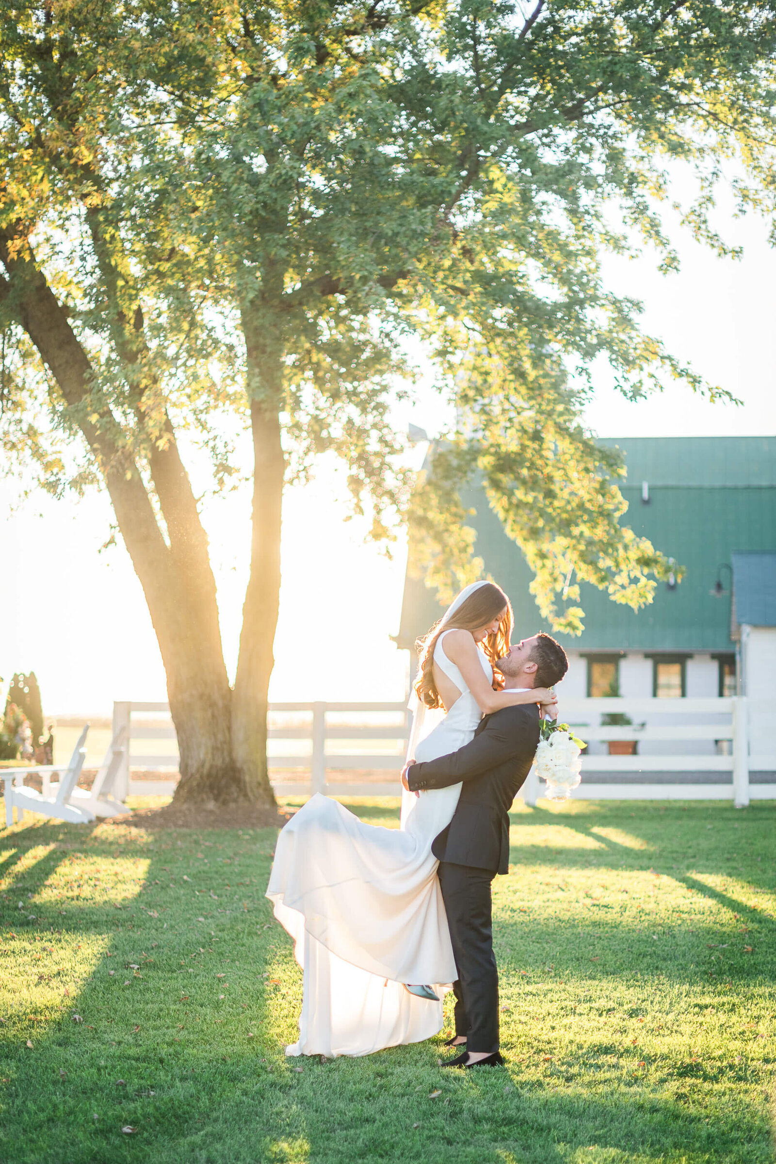 Bluebird-Manor-Wedding-photos-Virginia-Frederick-Maryland-Wedding-Photographer-Mary-Sarah-Photography