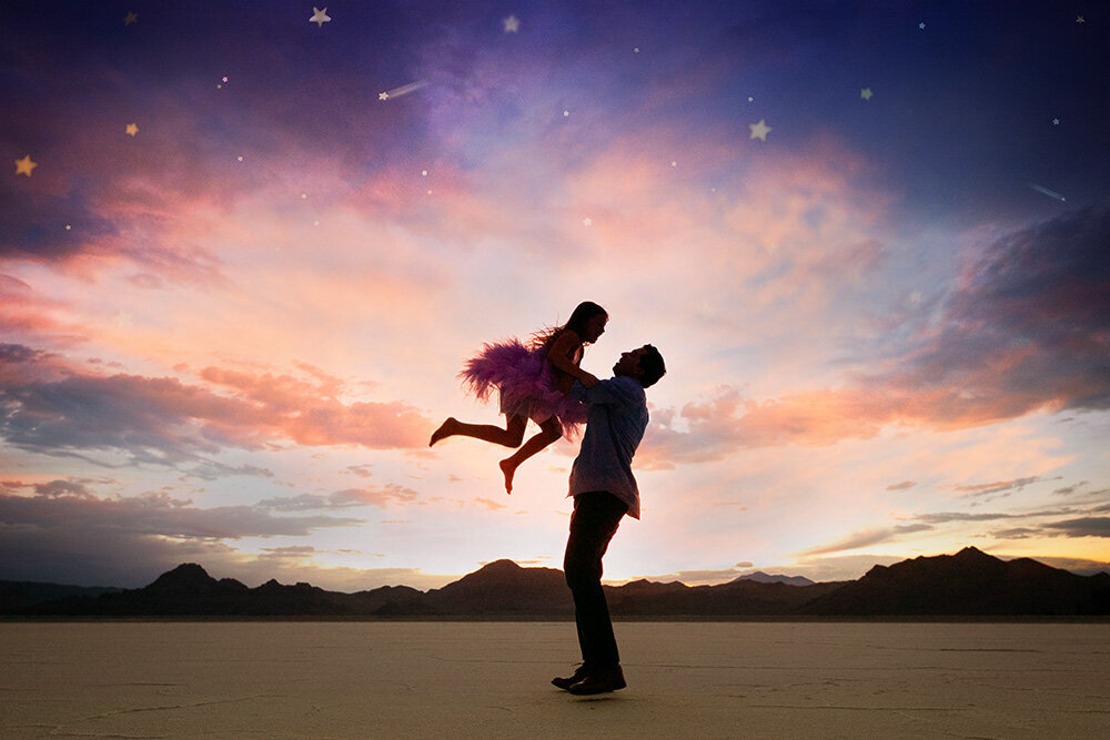 daddy-daughter-magical-love-silhouette-mountain-boulder-child-family-premier-photographer-vibrant-colorjpg