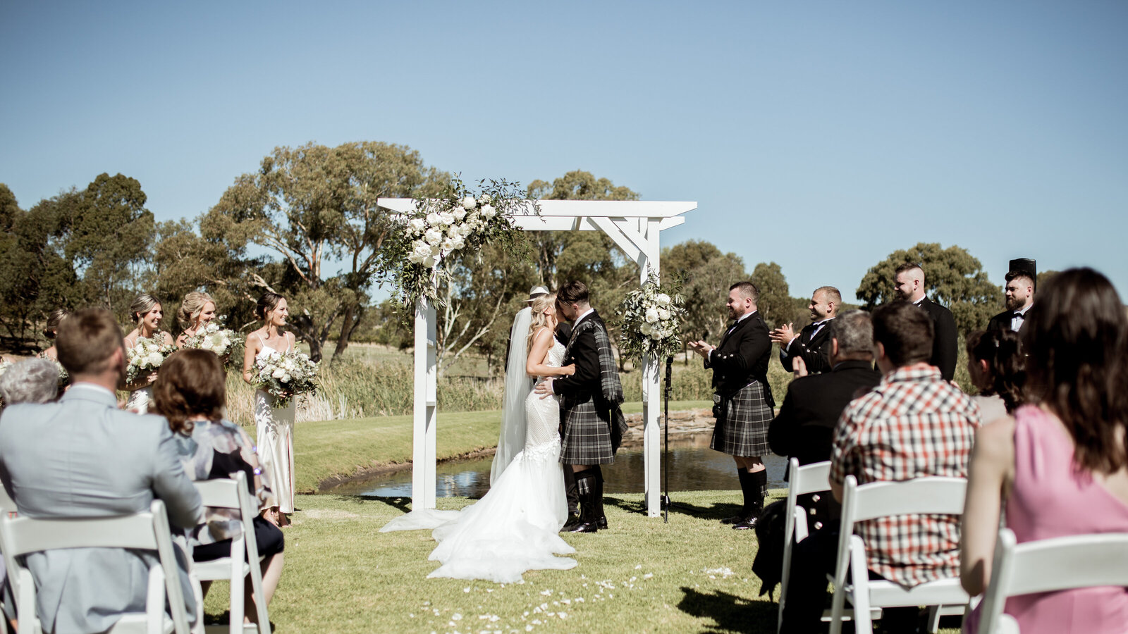 Helen-Craig-Lloyd-Brothers-Wines-Wedding-Rexvil-Photography-427