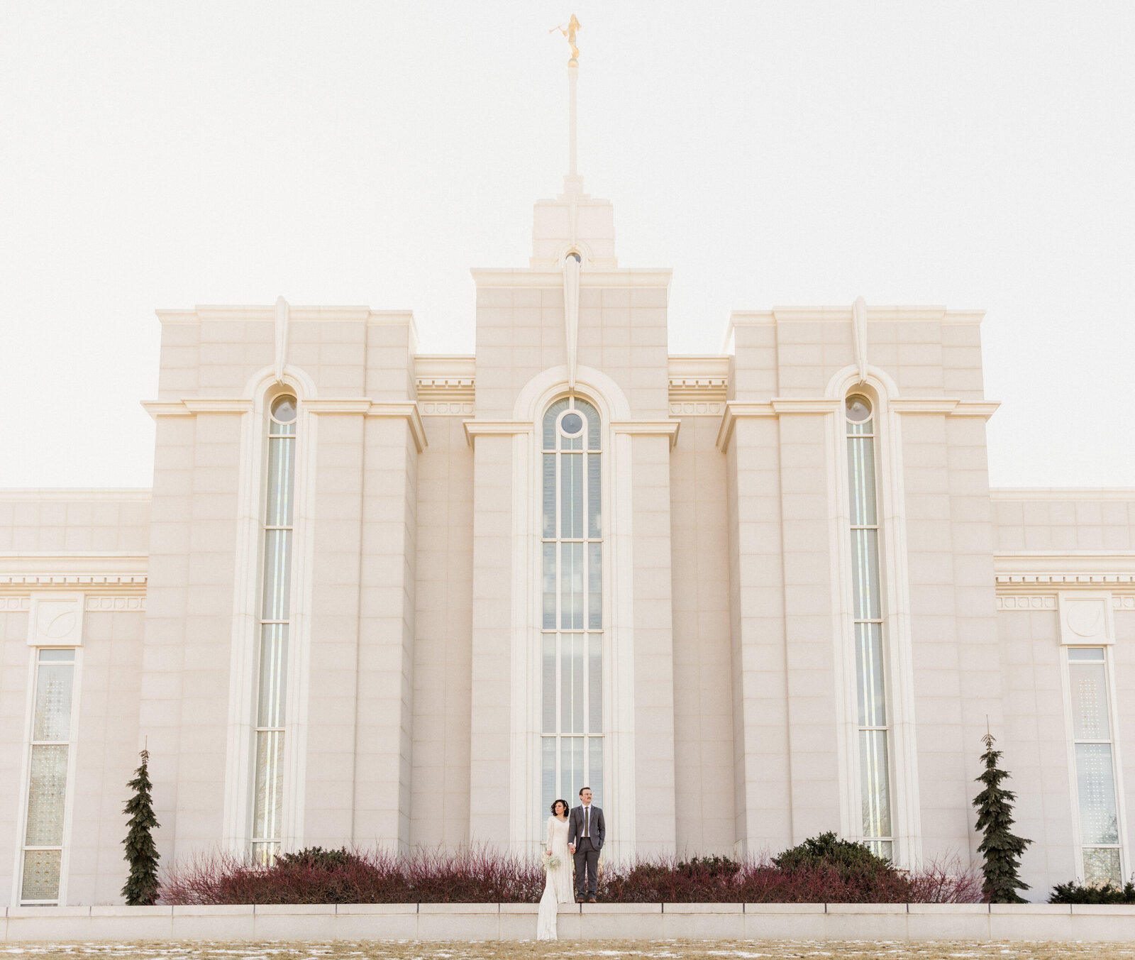 These photos were taken at the Mt Timpanogos Temple in Utah Valley by Utah Wedding Photographer Robin Kunzler