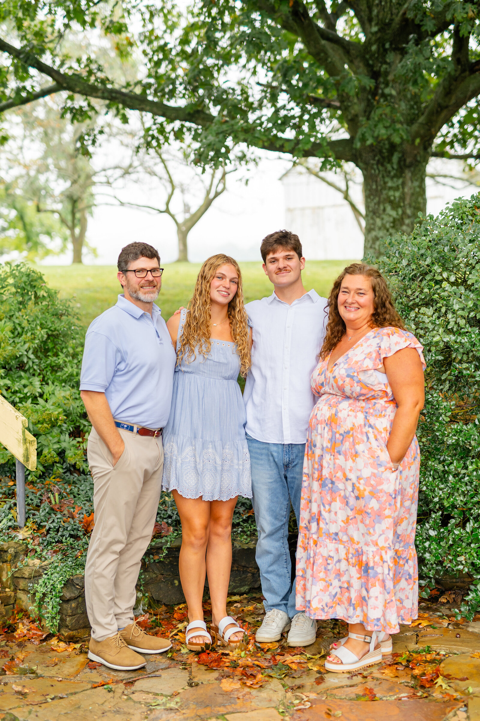 Sky-Meadows-Virginia-Family-Photographer-1