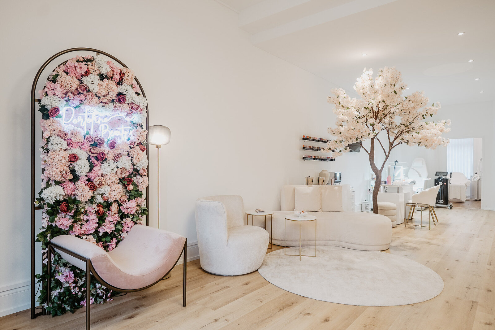 250226_foundbyheart_Nora_Brumm_Branding_Shooting_Portofino_Beauty_lowres-005