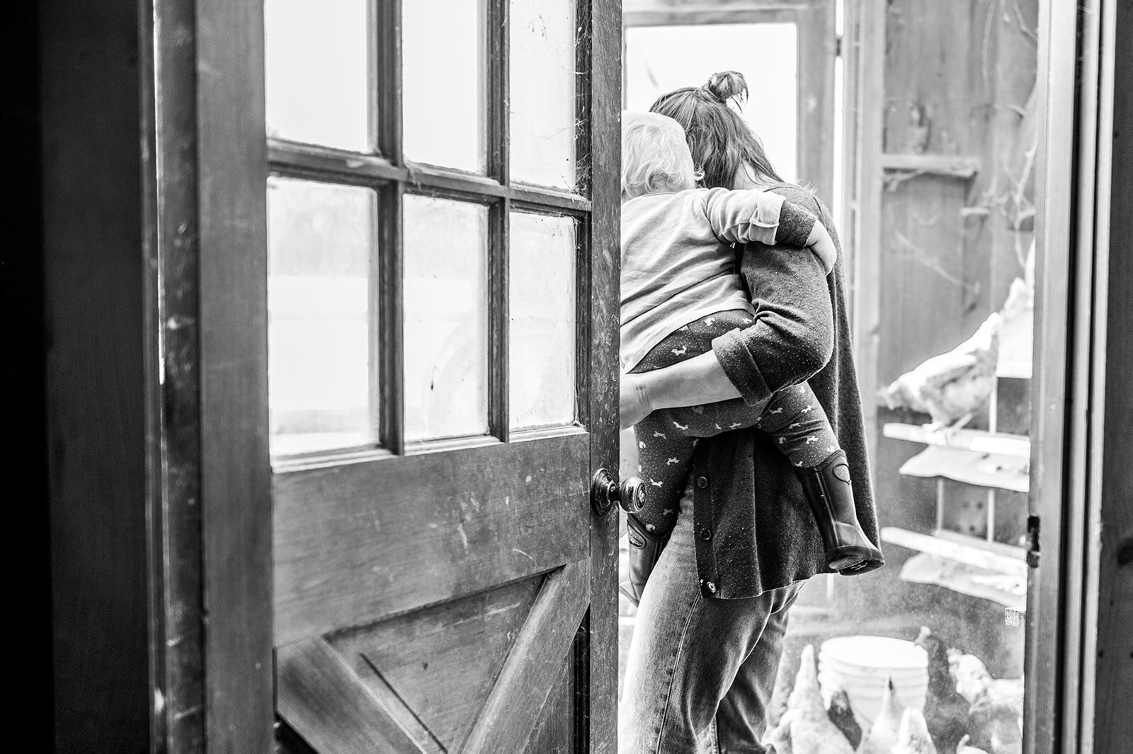 A home photo session litchfield captured in a documentary-style family photography session.