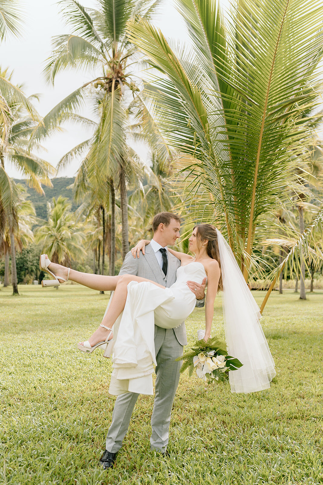 Lia&Travis-Coast&Pines-303