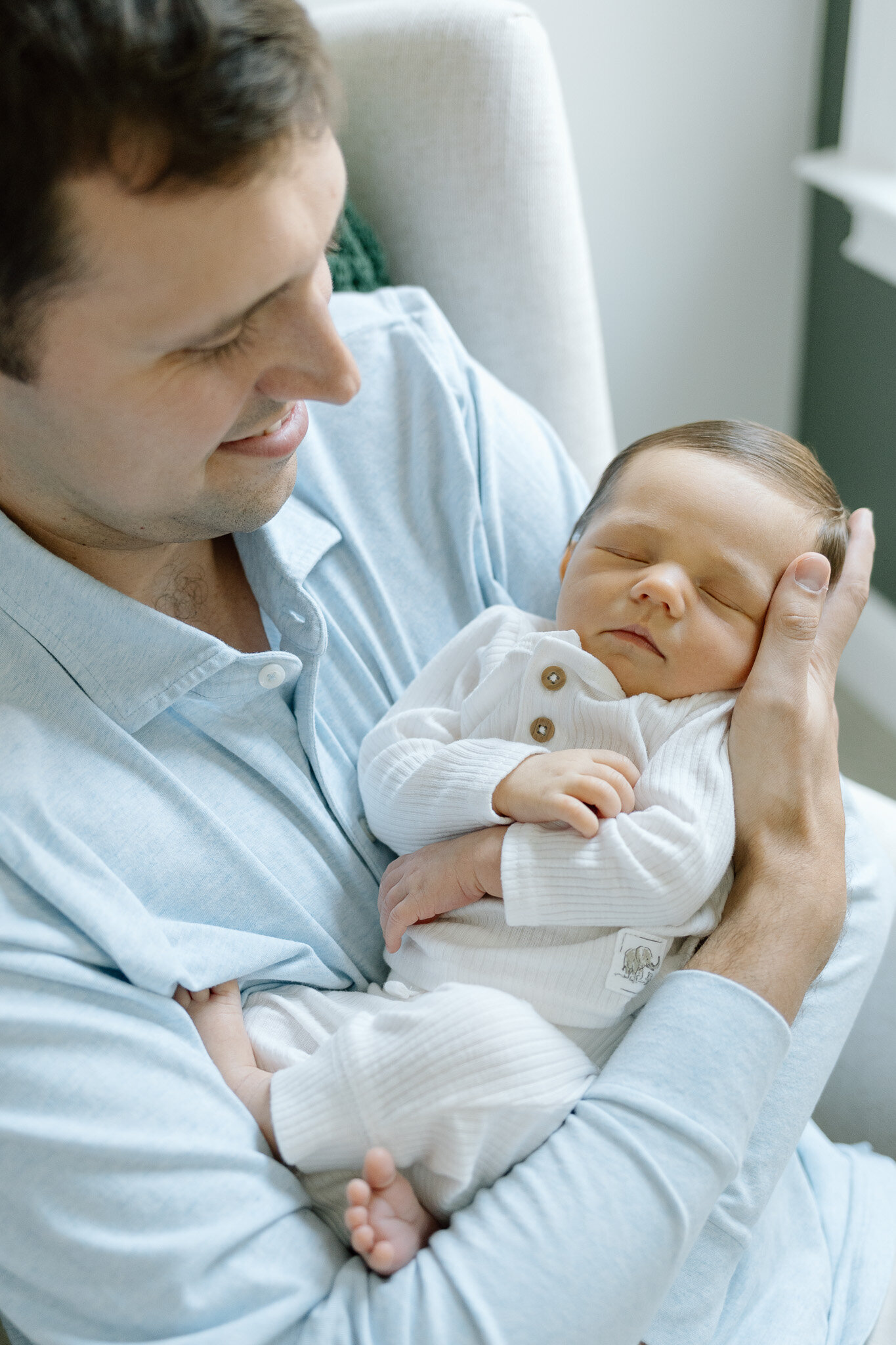 newborn-photos-twins-details-natural-tiny-nc (2)