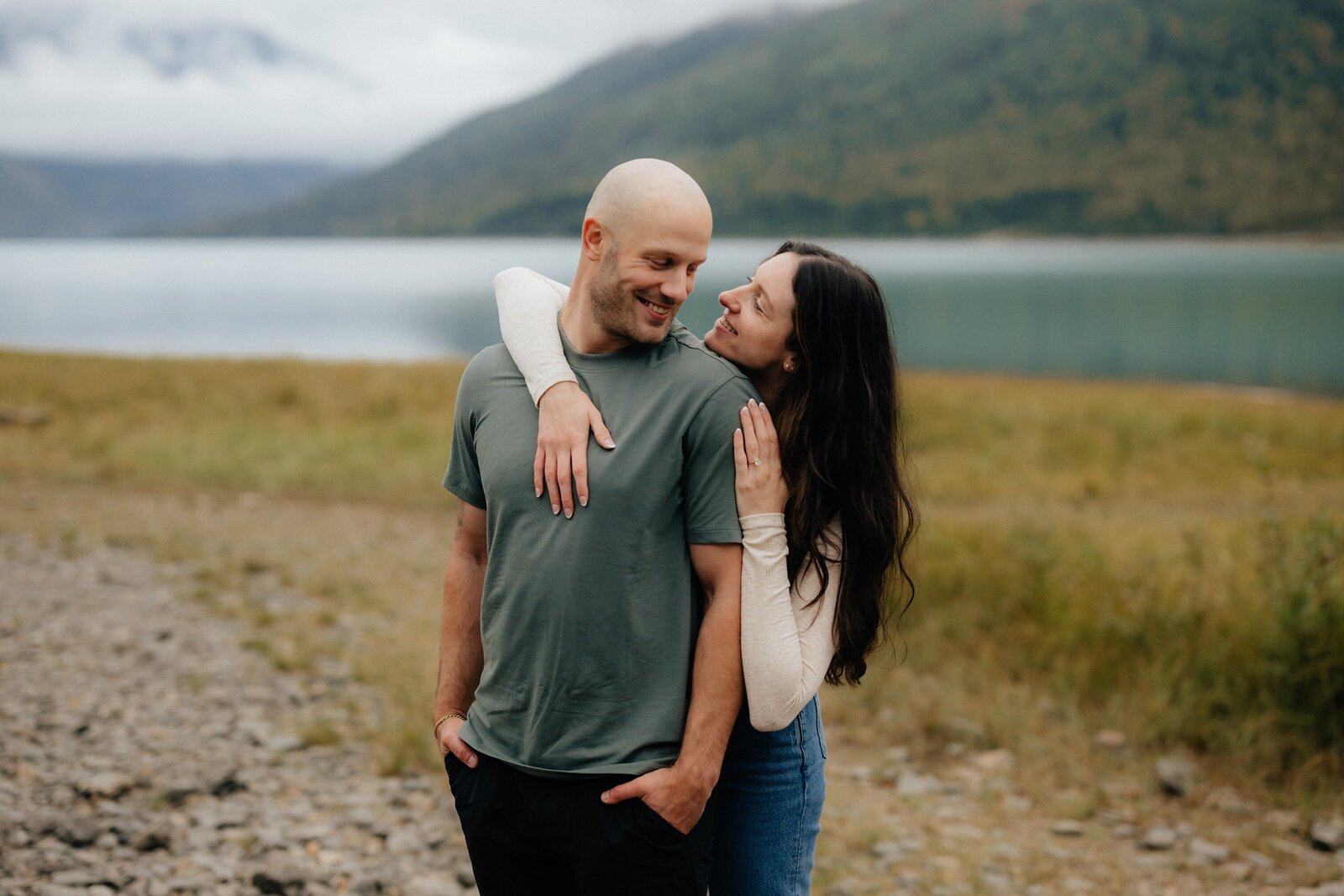 Brianna+Matt_Eklutna-Lake-Engagement_EmeliaKPhotography-15