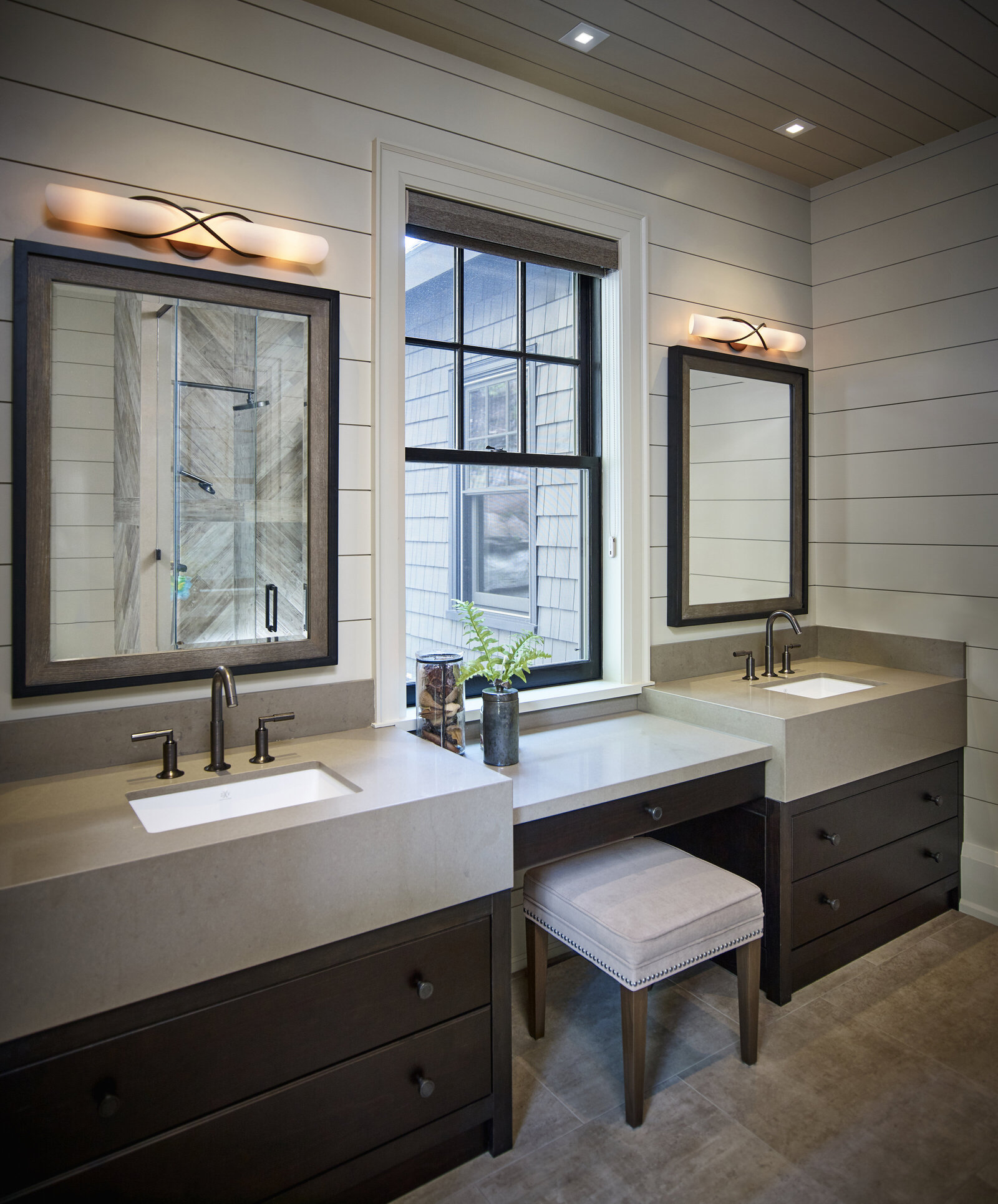 015-Port Carling-Cottage-Ensuite-Shiplap-Rustic