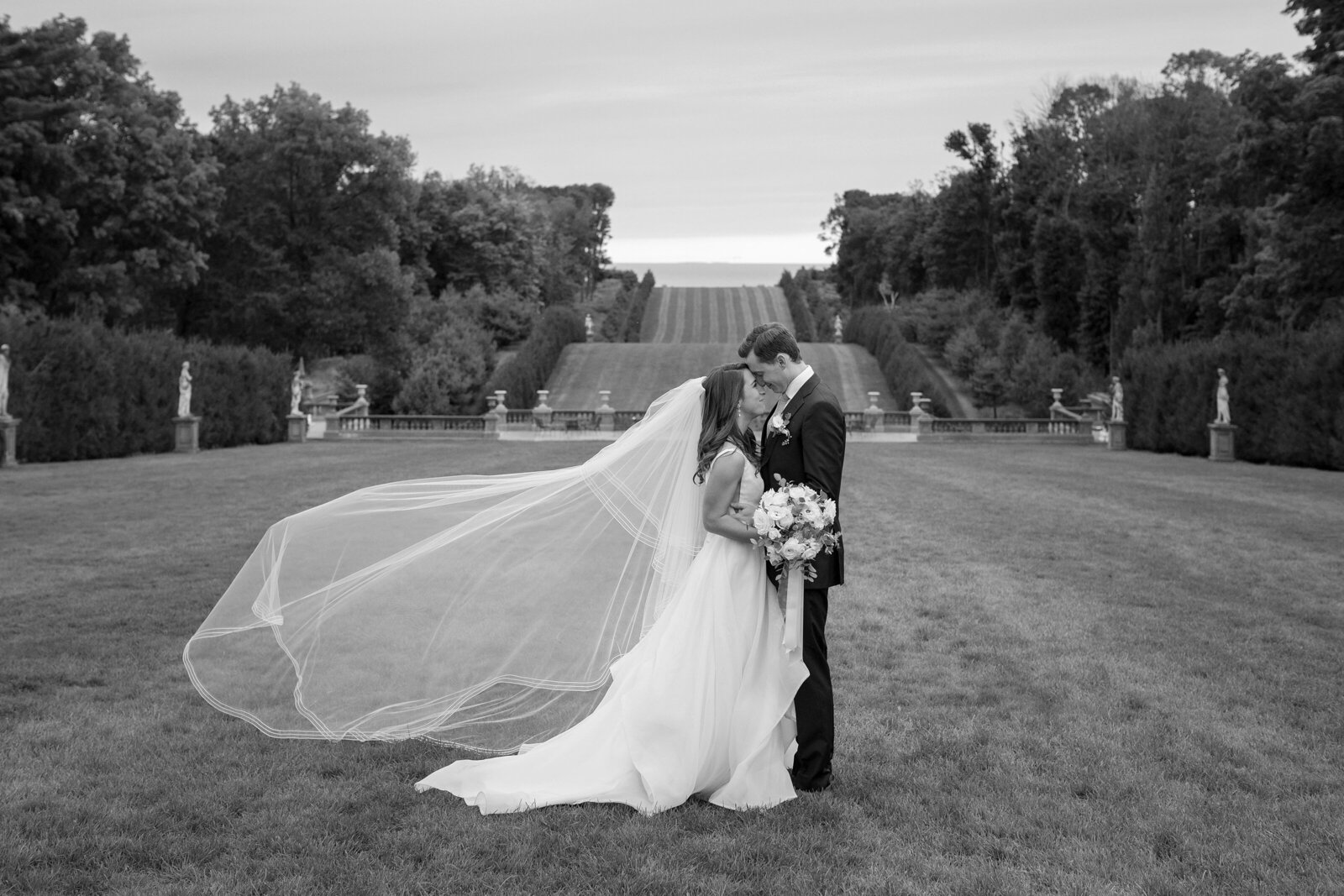 Crane Estate Wedding Photos Deborah Zoe Photography