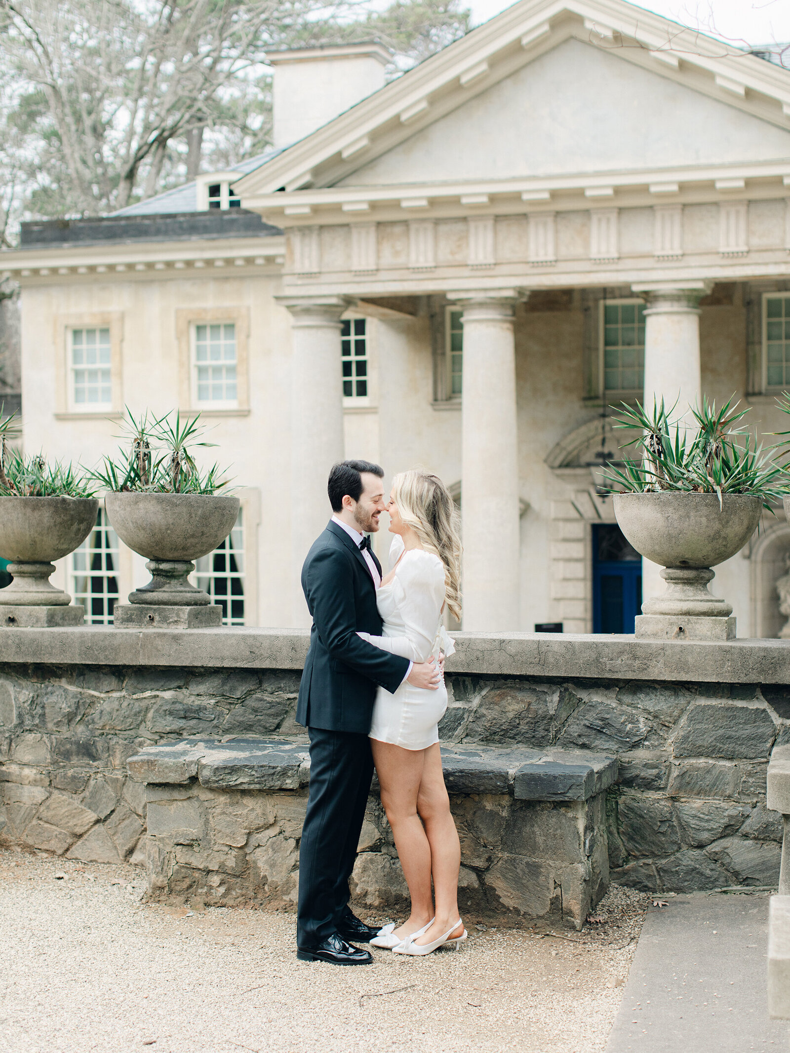 33-torianna-brooke-portraiture-swan-house-atlanta-engagement-session-kayley-ryan