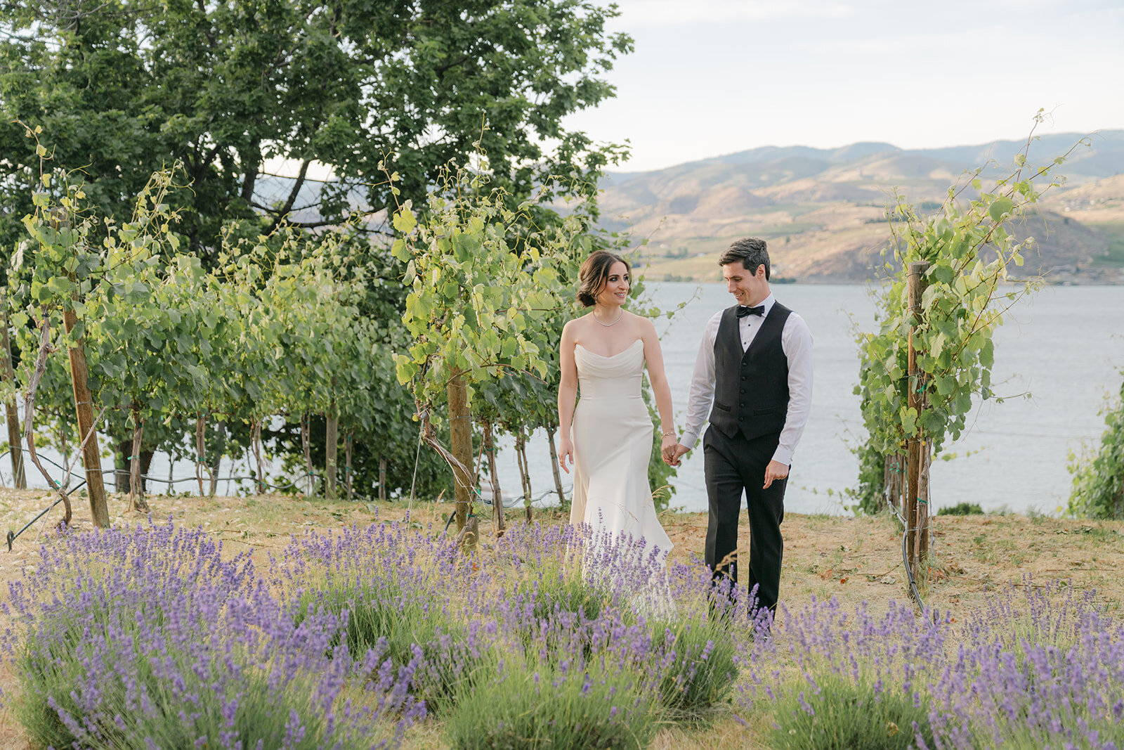 sirensong_lakechelan_wedding-L-B-1238