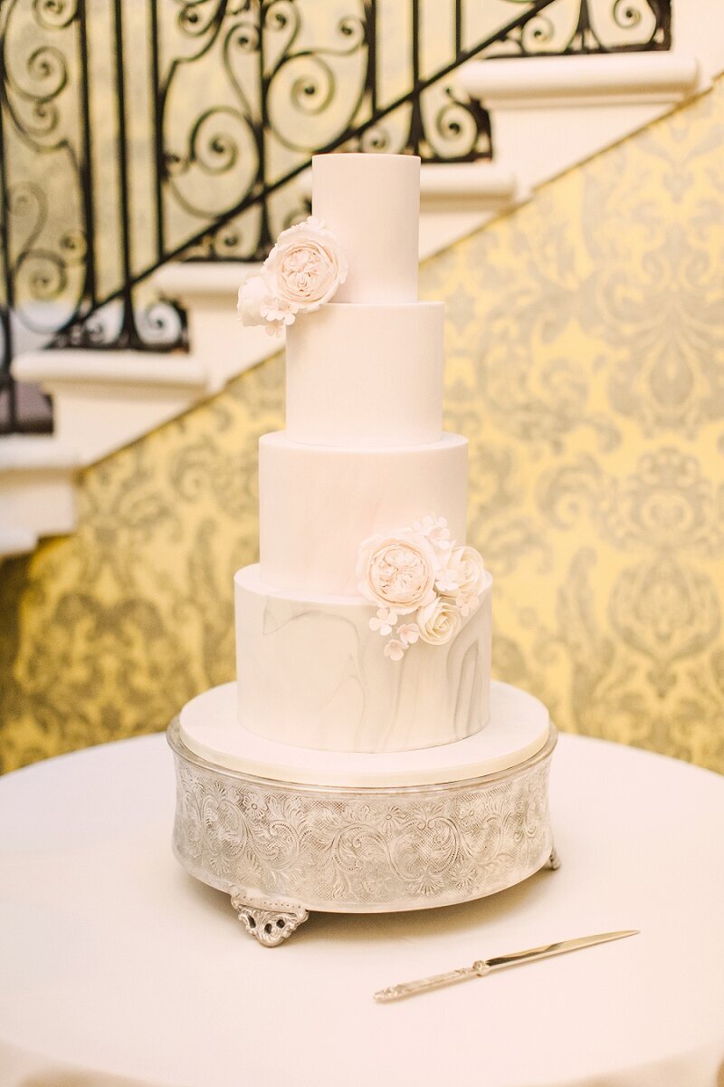 uk wedding cake designer