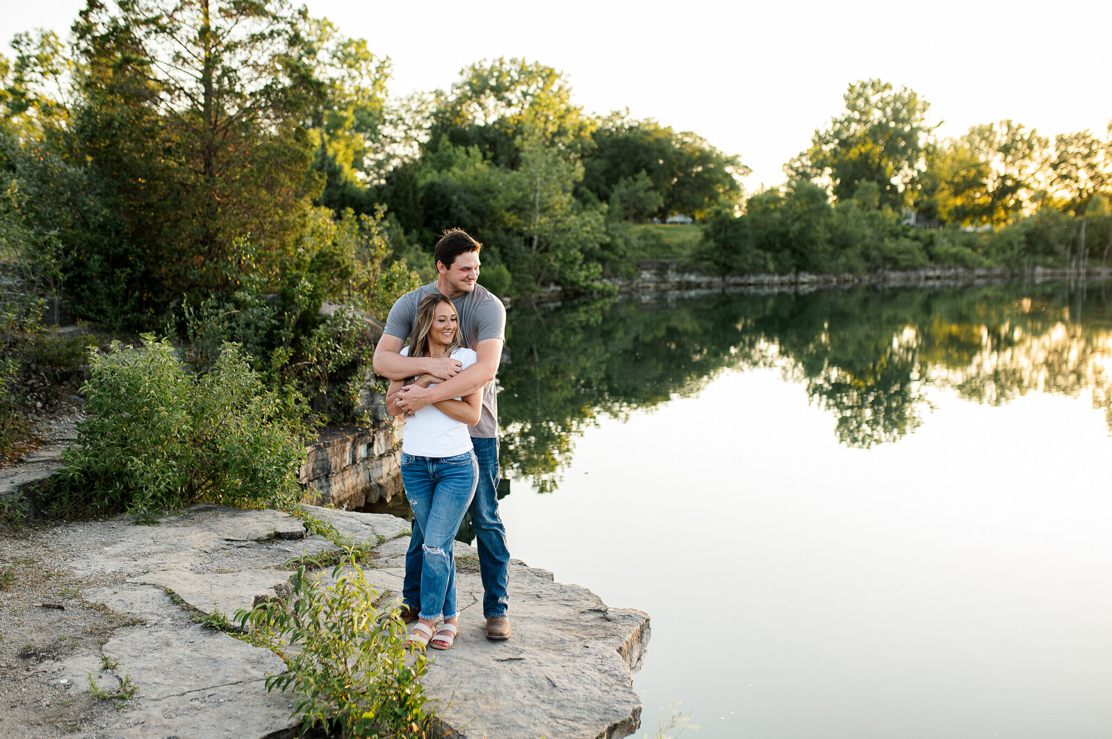 Engagement-Session-lake