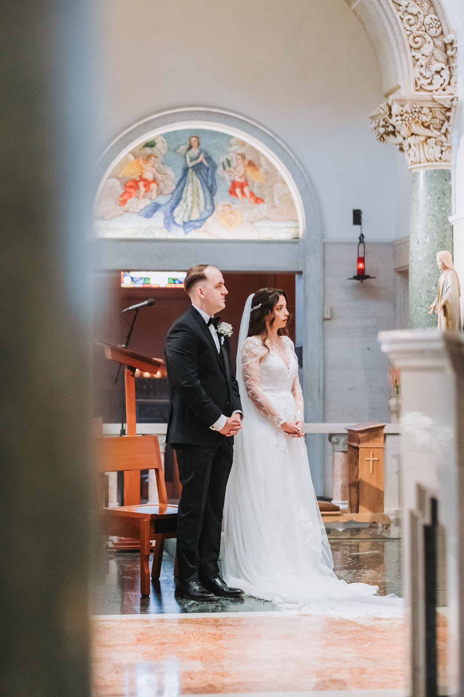 laurenandtimMass-22