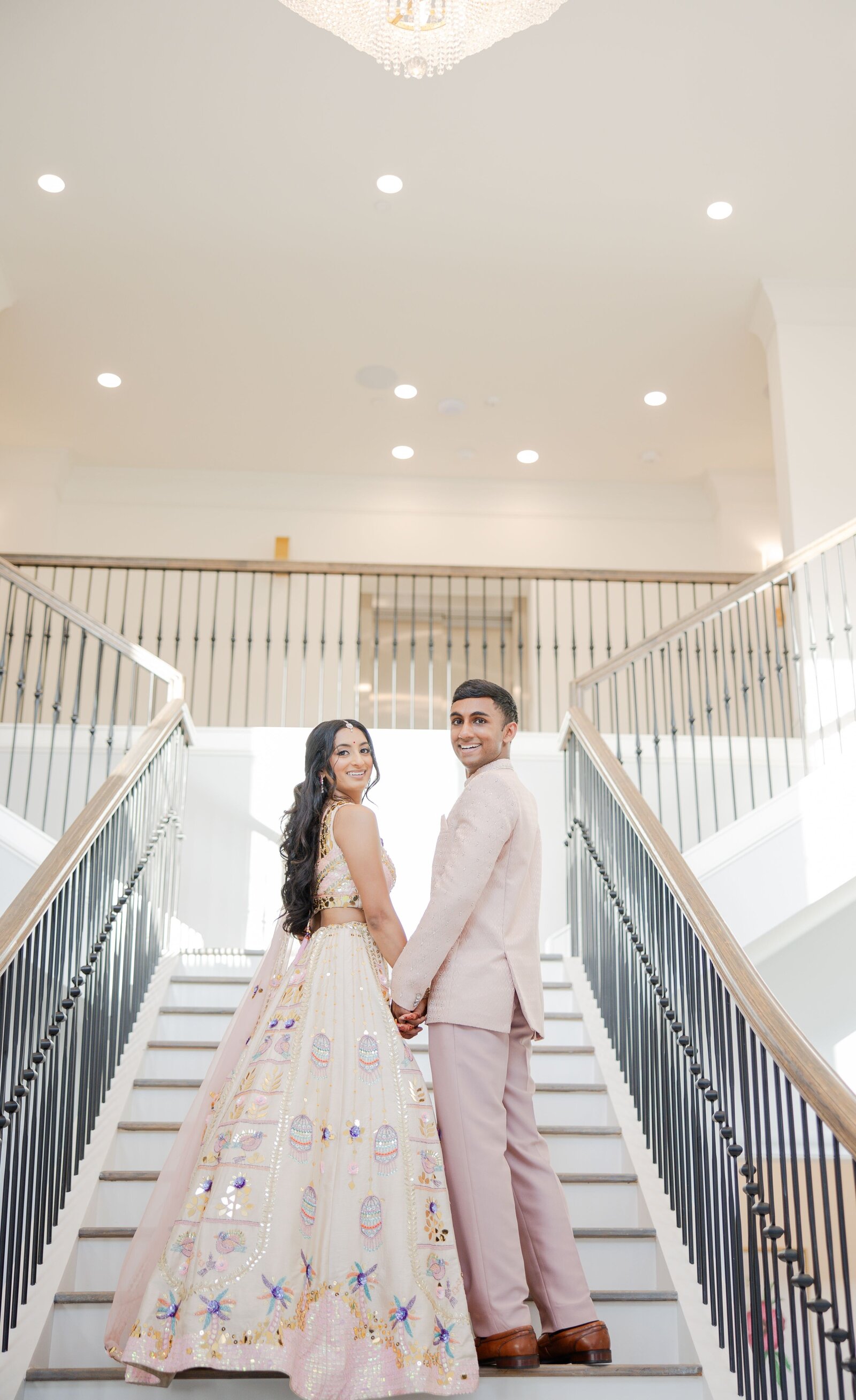 Event-couple-photography-poses-ideas