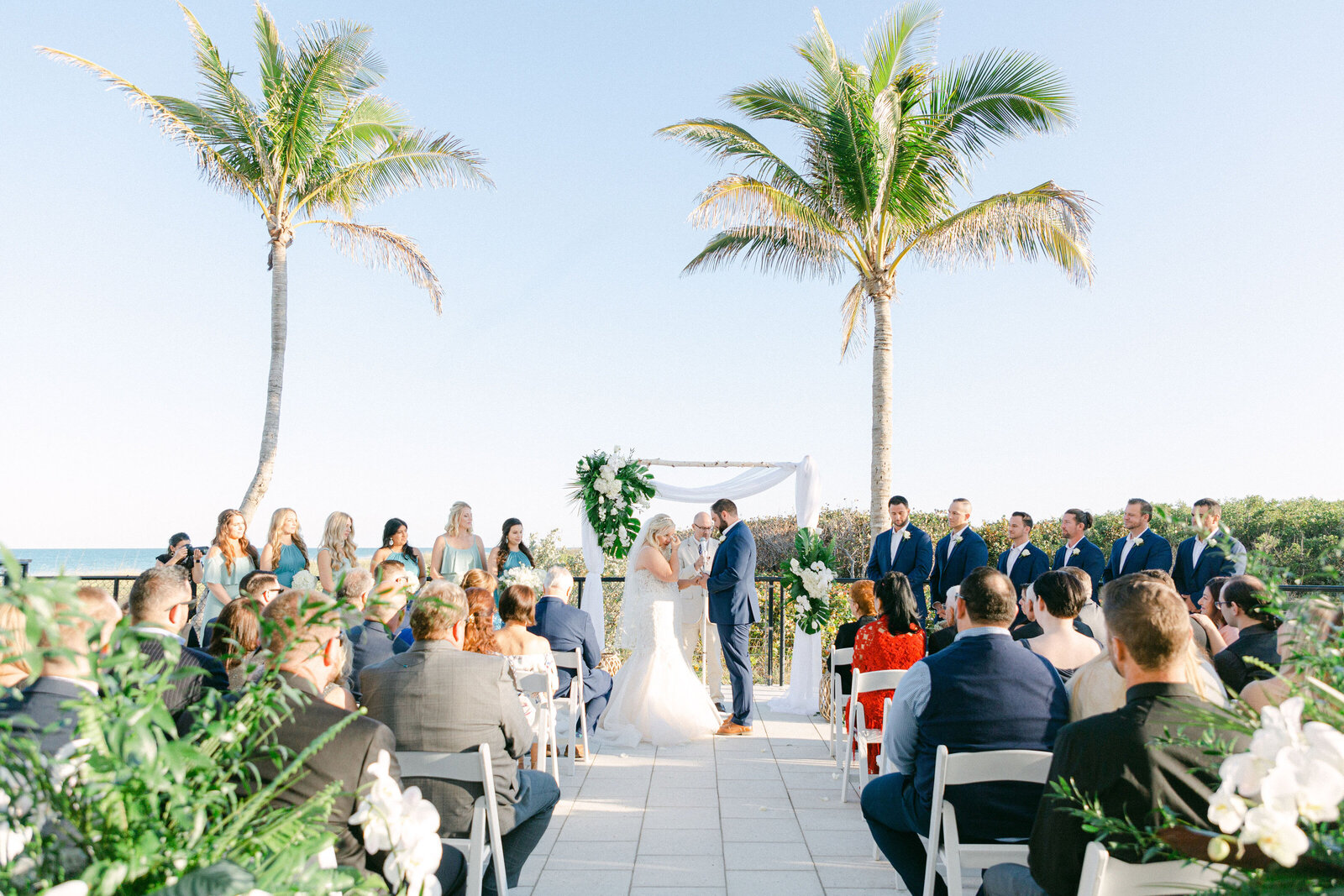 Dreamday-Destinations-beach-ceremony-palms