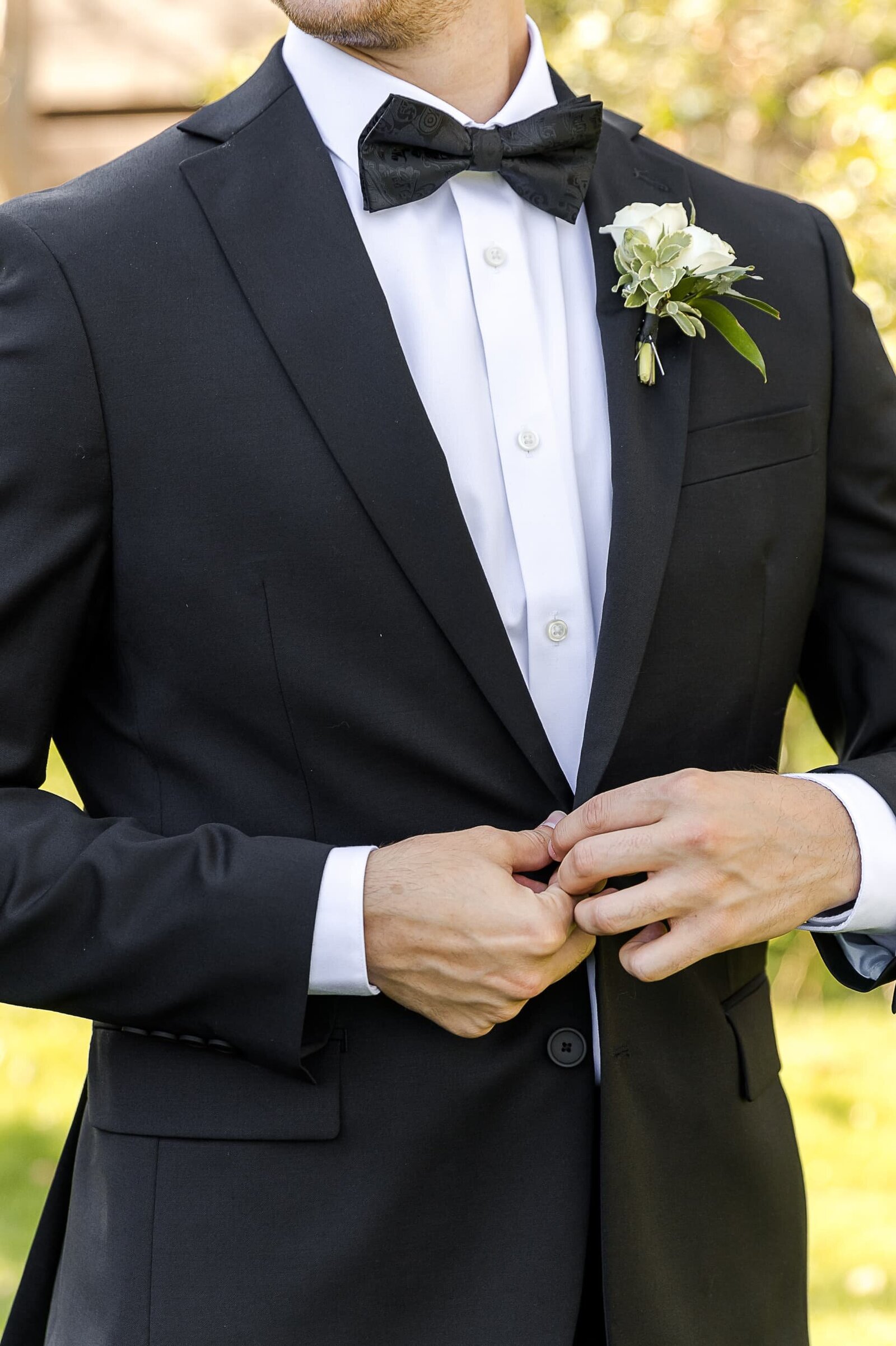 Phoenix-Wedding-Photographer-and-Videographer-Venue-at-the-Grove-WoodWed-1166