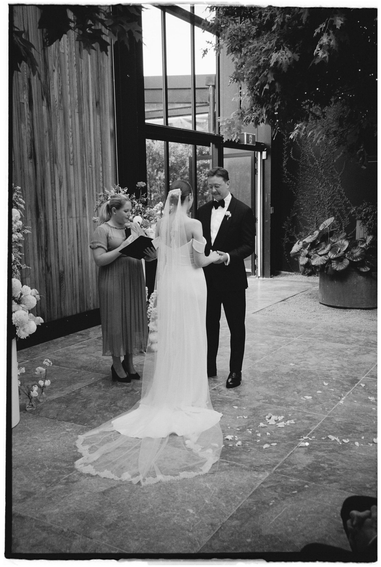 AEW_DariaandWill_35mmFilm_BNW-31