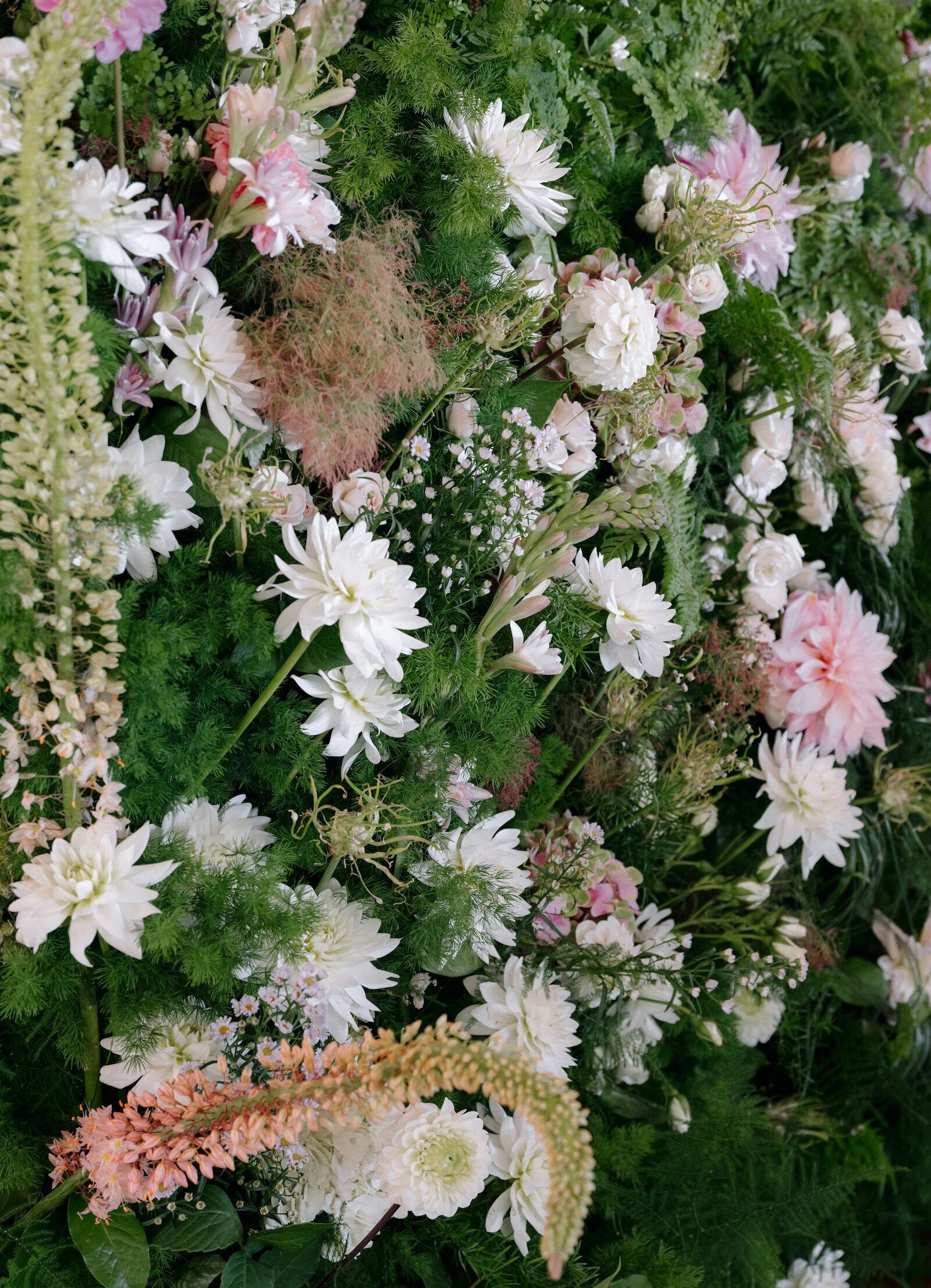 Wedding Florist in Verbier54