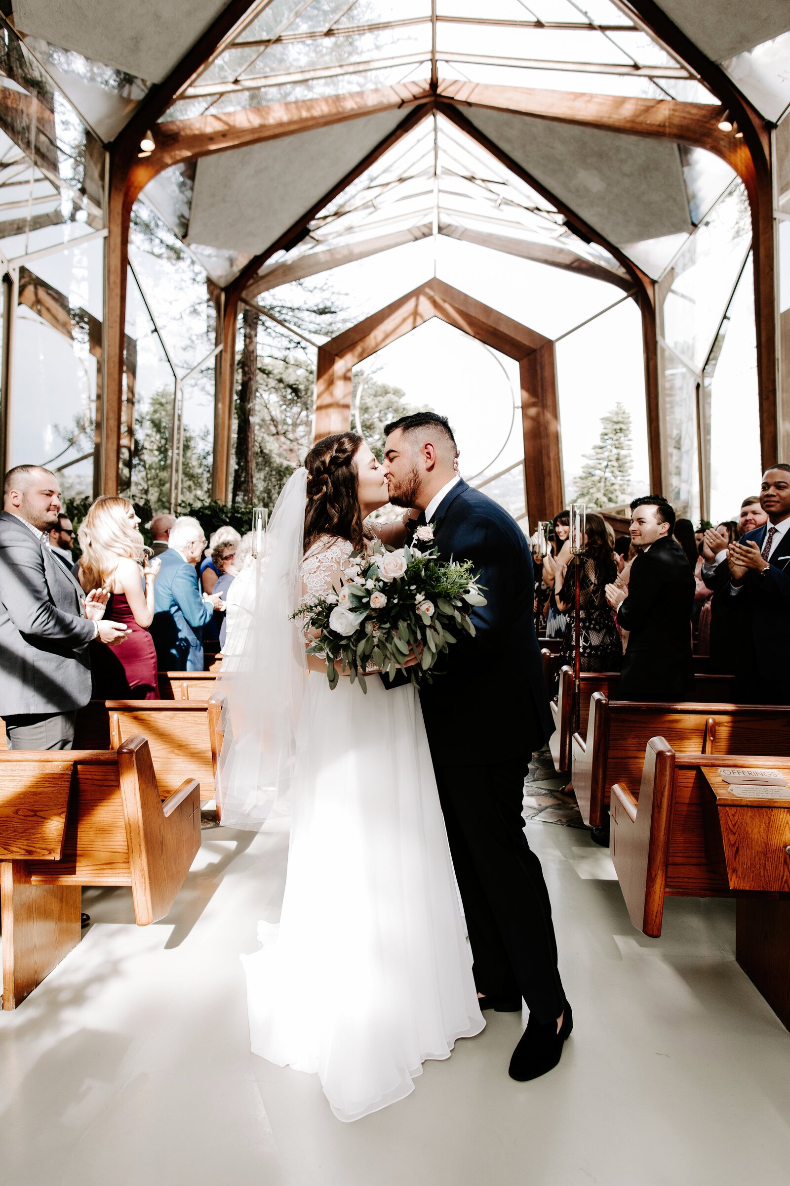 Just-Married-Couple-Wayfarers-Chapel