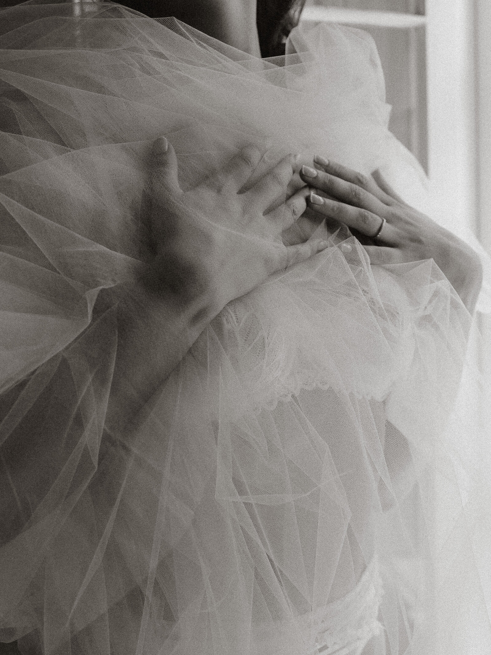 FINAL-ACREWOOD-GENLABBE-ottawa-toronto-pec-montreal-quebec-ontario-storytelling-fineart-editorial-bridal-elopement-wedding-photographer-3932-2
