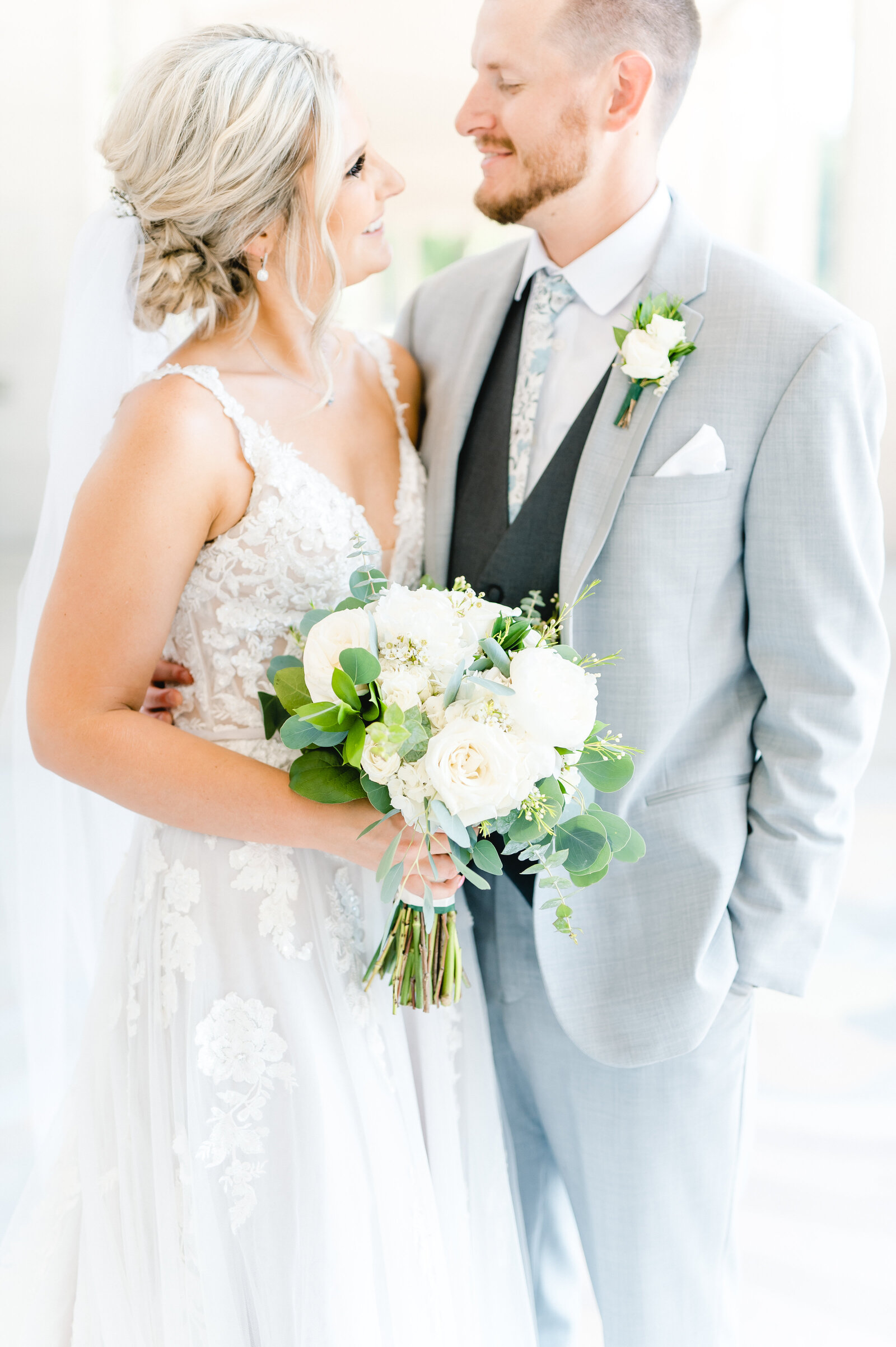 RileyWeddingBrideGroomPortraits-19