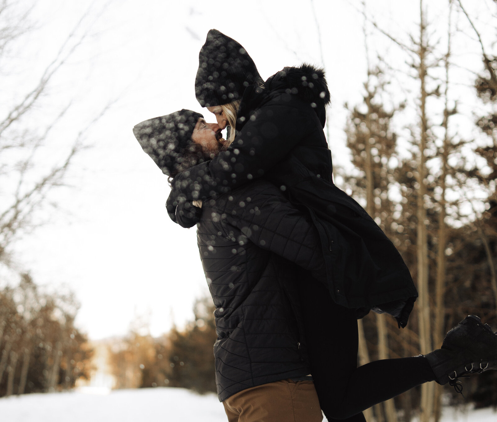 Aspen Adventure Couples Love Snow