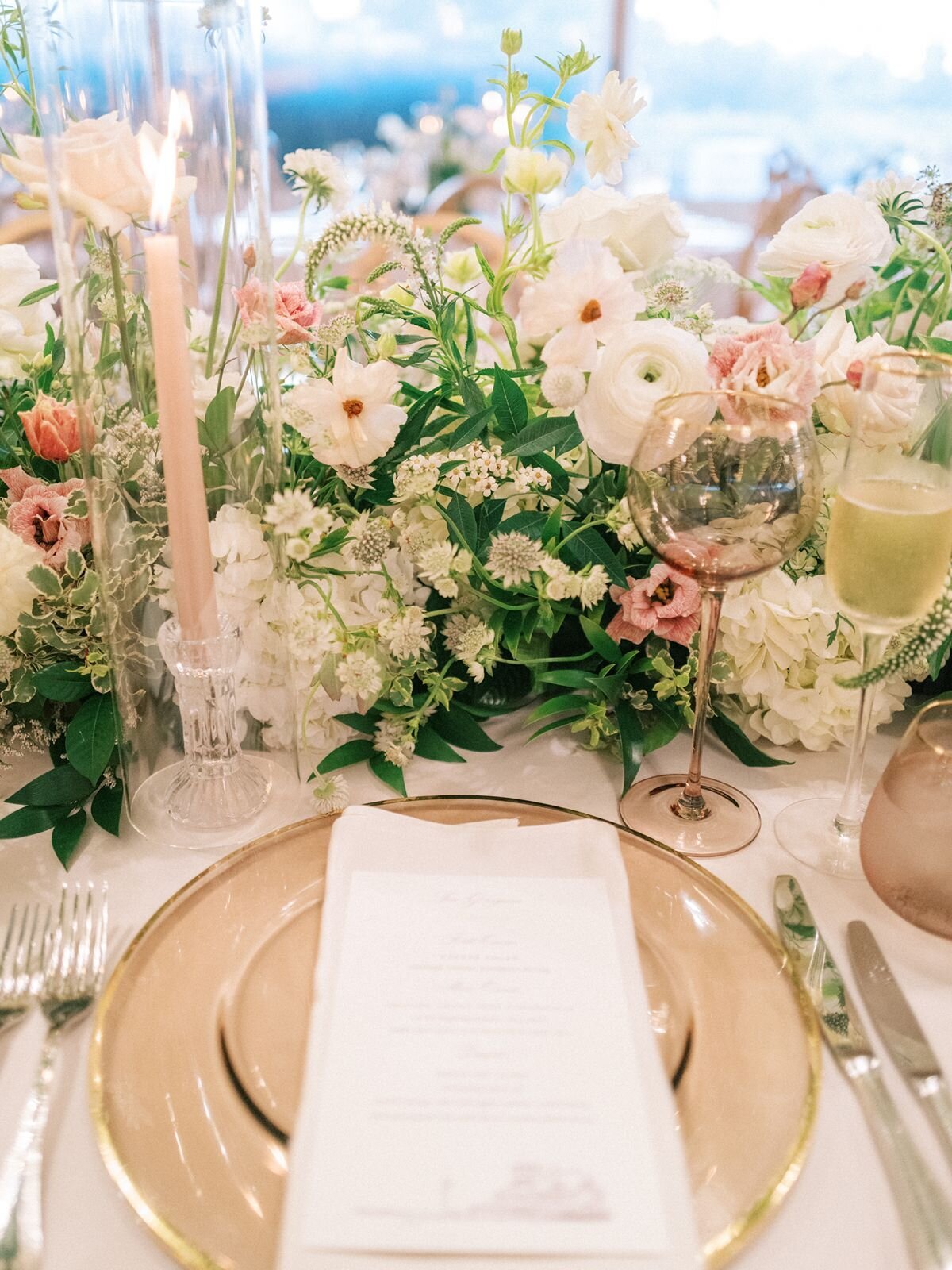 leila-james-events-newport-rhode-island-luxury-wedding-planner-castle-hill-inn-venue-jillian-knight-wedding-photographer-A.Reception104 copy