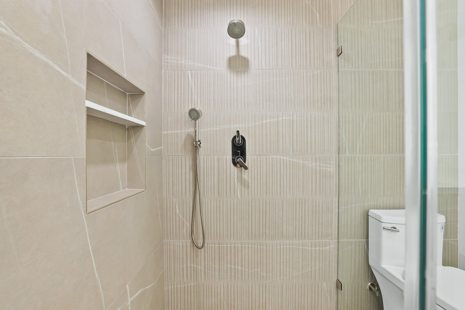 California_Real_Estate_Photography_1818BalboaReshoot-56