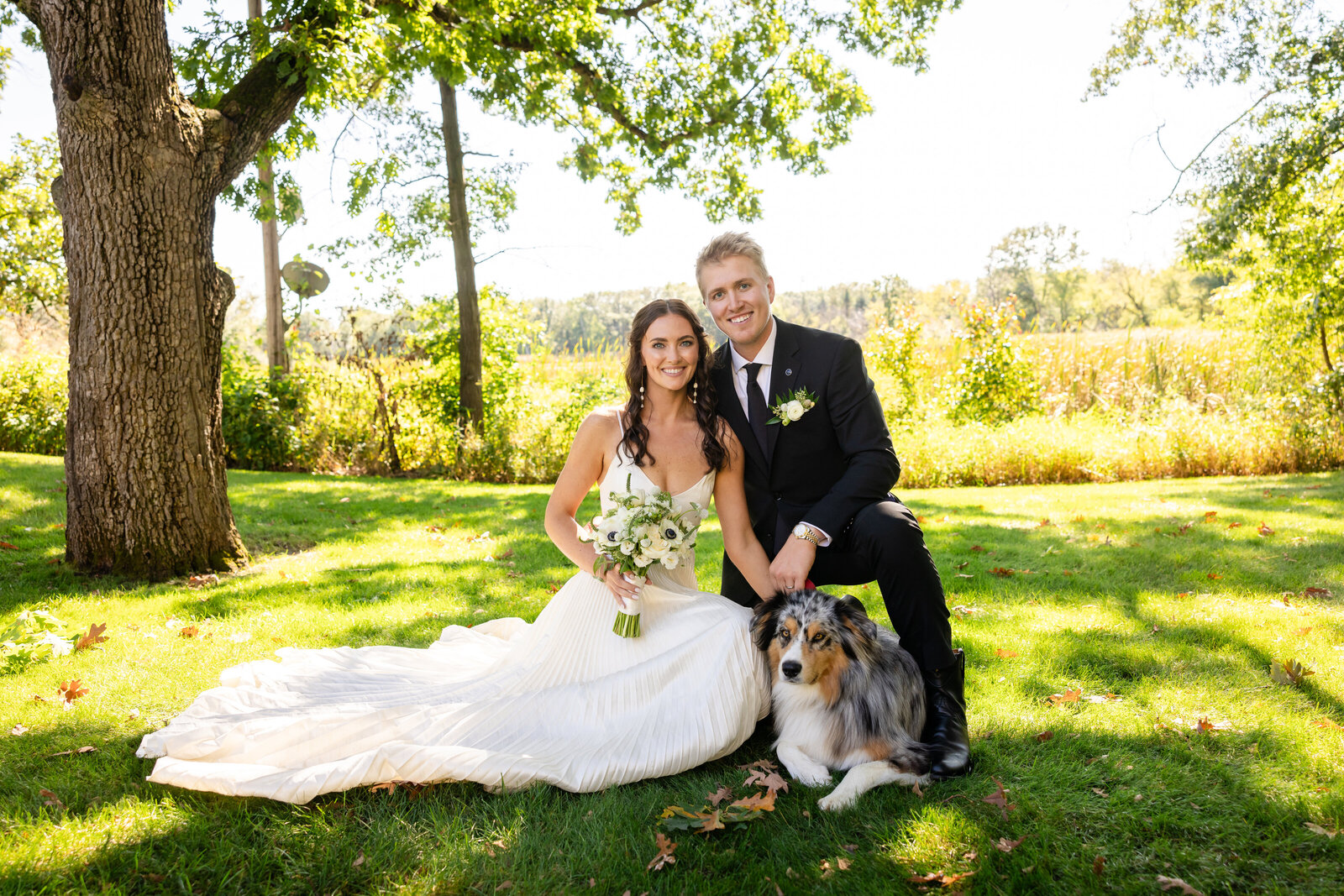 editorial_film_wedding_photographer_minnesota_minneapolis_st_paul_twin_cities_elopment_colorful_true_to_color_caitlyn_kloeckl_photography767