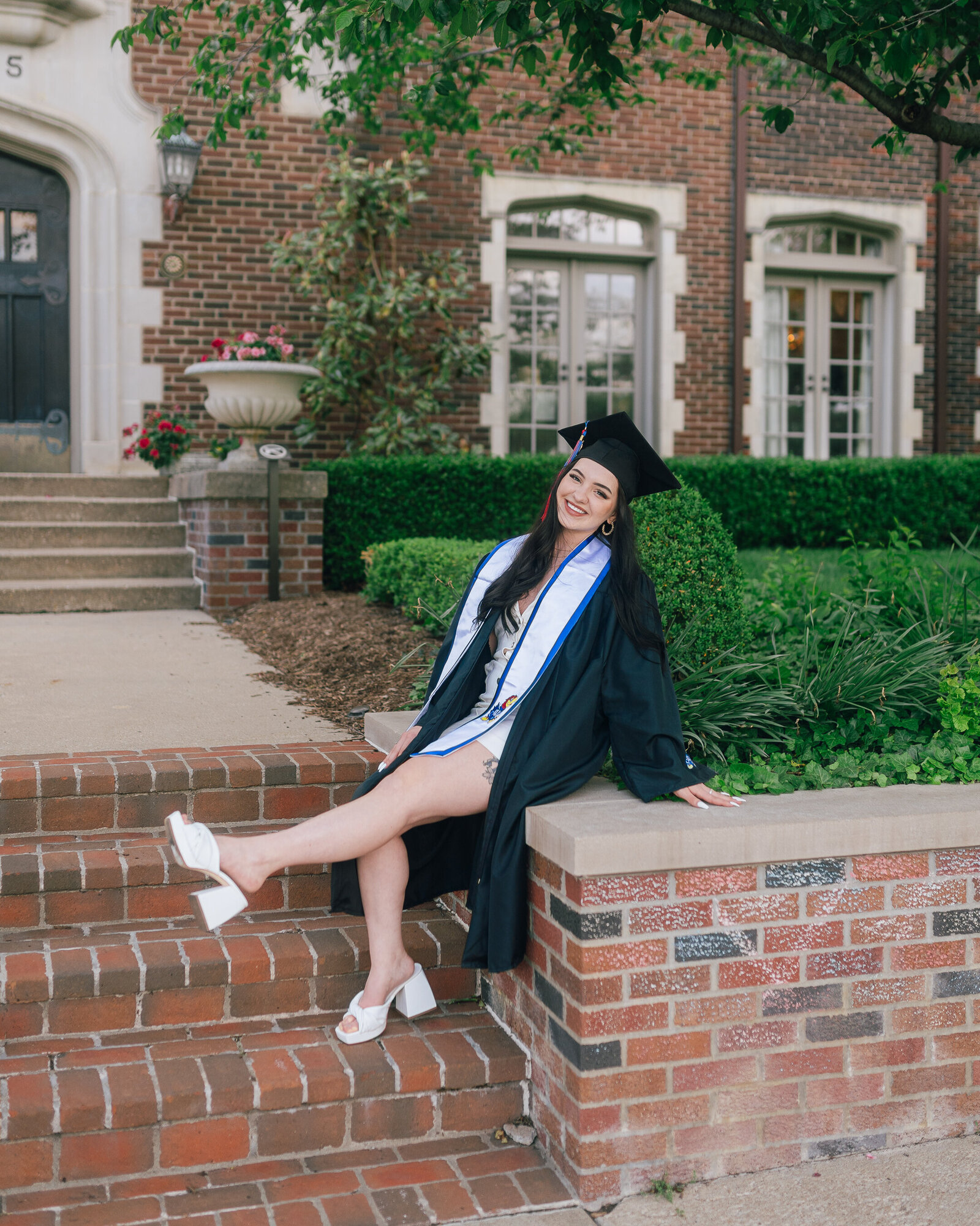 Hannah KU Jayhawks Kansas College Graduation Pictures-9