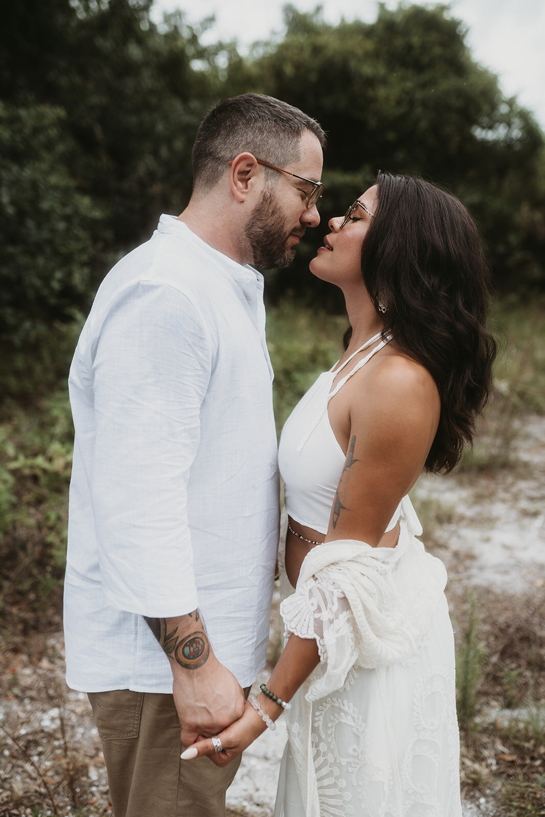 Delray Oaks Natural Area Florida Engagement Couple Photoshoot_Kristelle Boulos Photography-015