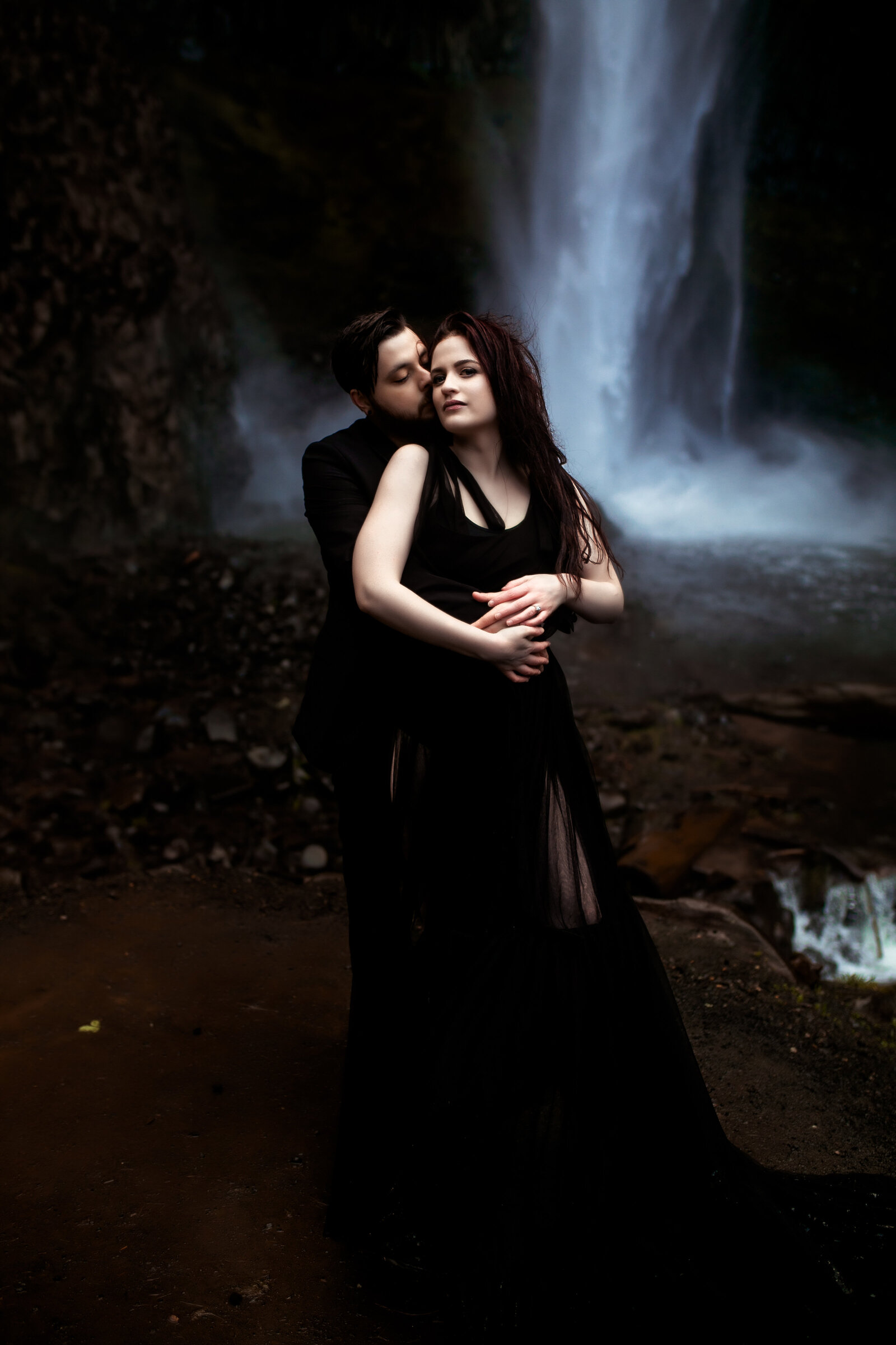 Moody vibes and deep connection define this styled elopement shoot in the Pacific Northwest.