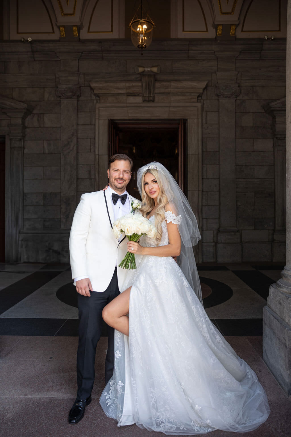 Cathédrale Marie-Reine-du-Monde Wedding_montreal best wedding photographer | luxury moment photography-8621